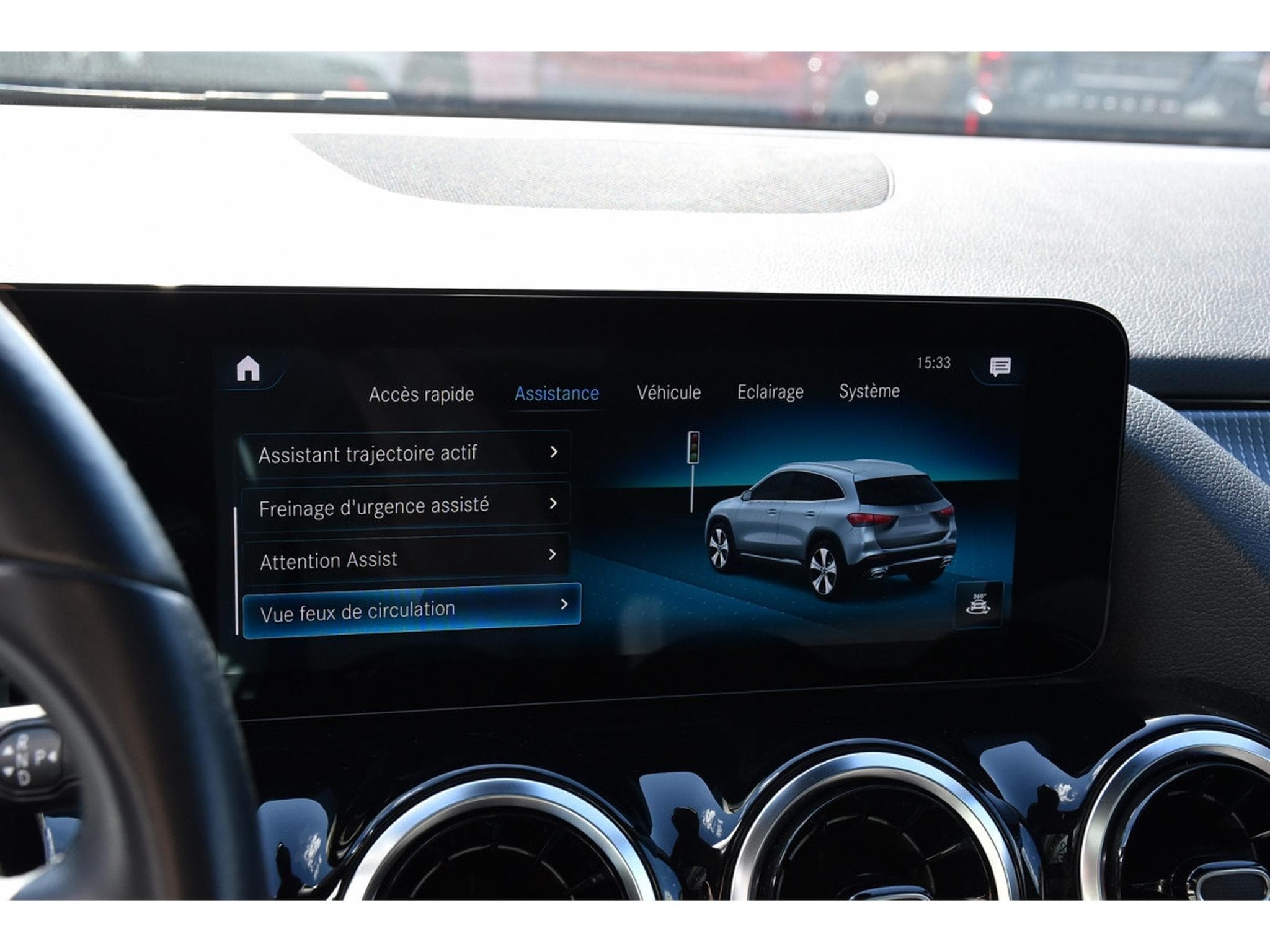 Mercedes GLA 200 Progressive 7G-Tronic PANO GPS CAM LANE (2020) - Photo 13