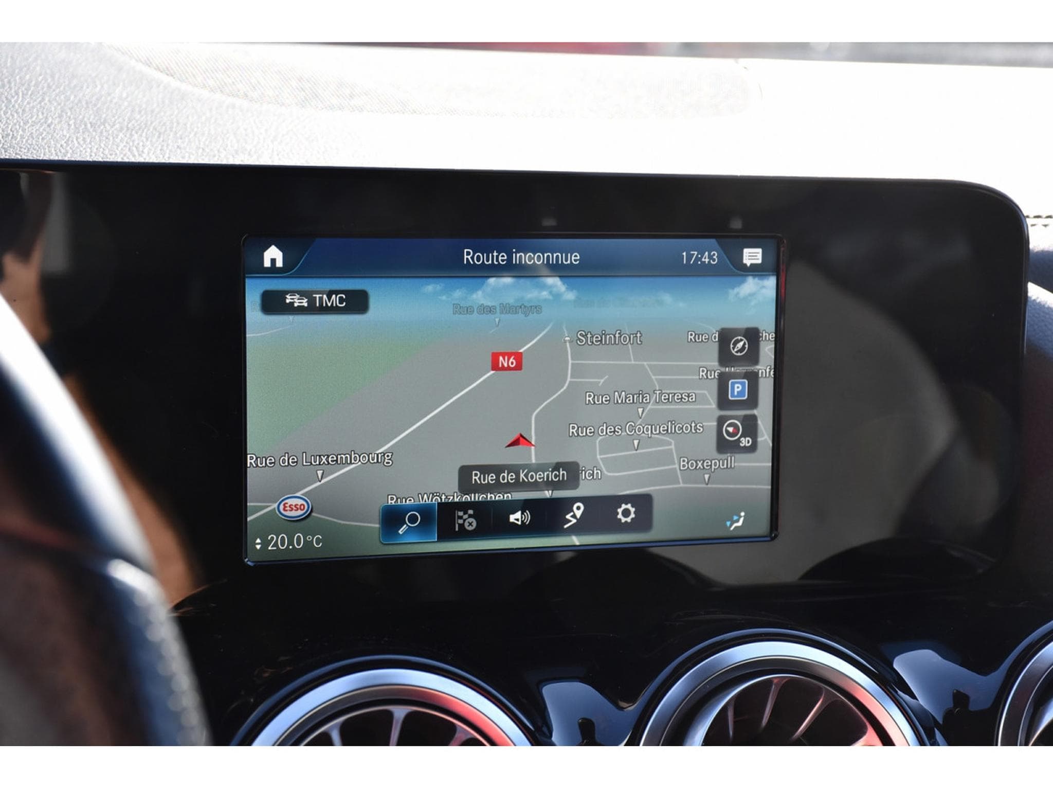 Mercedes B 180 AMG Line 7G-Tronic CUIR GPS LANE CAM CARNET (2020) - Photo 10
