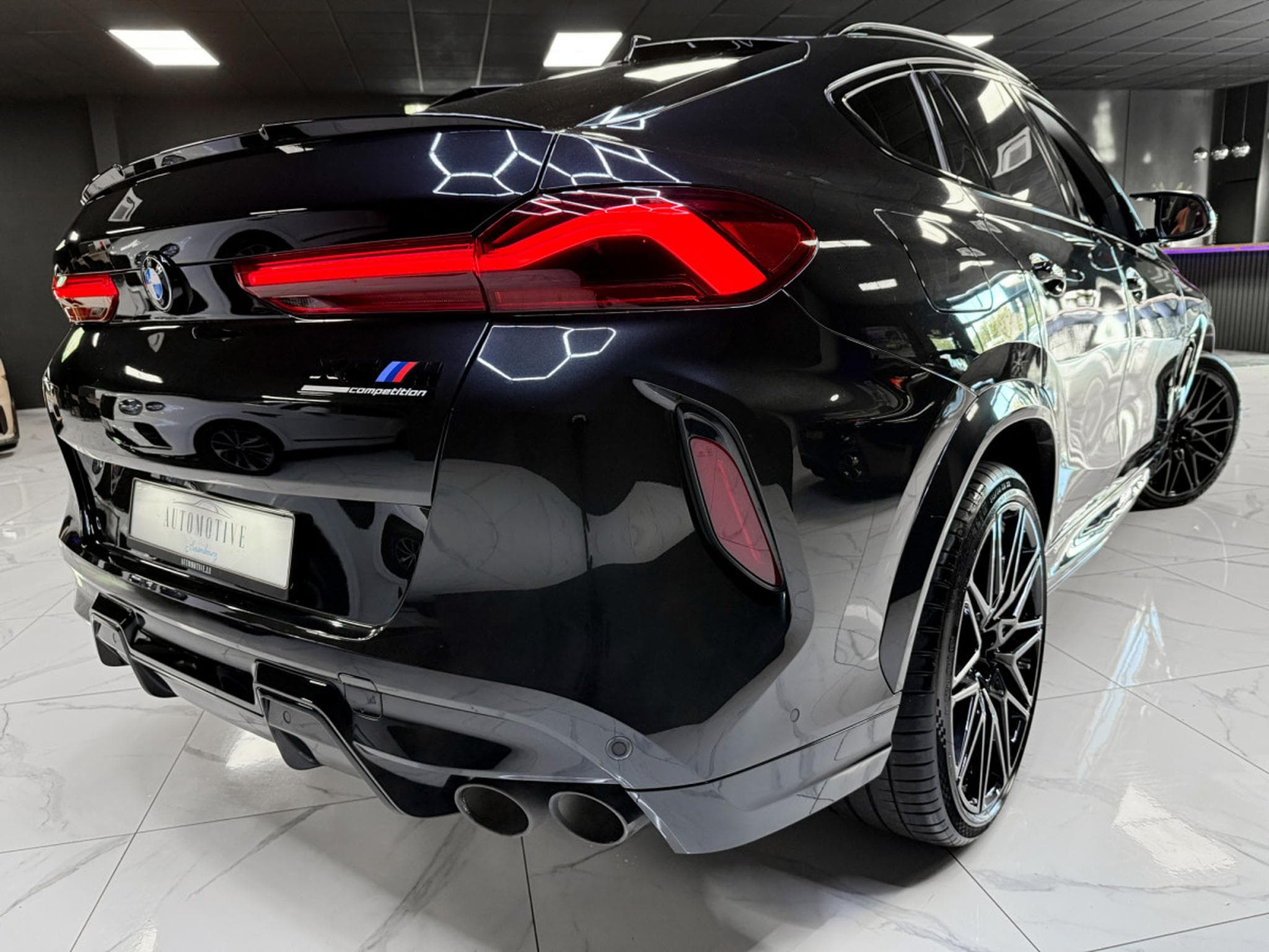 BMW X6M COMPETITION / SOFT CLOSE / HK / 360 / HEAD-UP (2022) - Photo 10