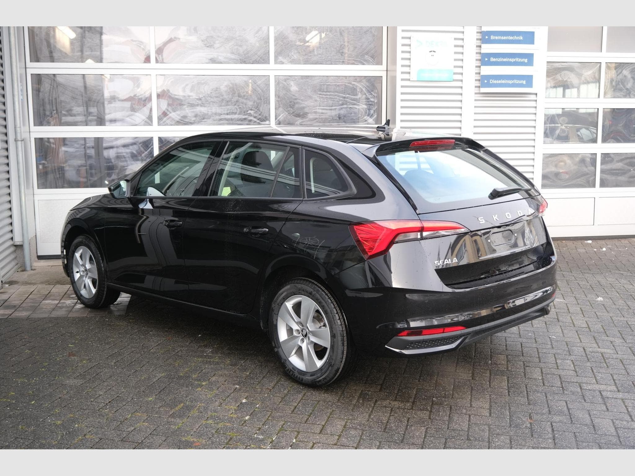 Skoda Scala 1.0 TSI Selection (2025) - Photo 20