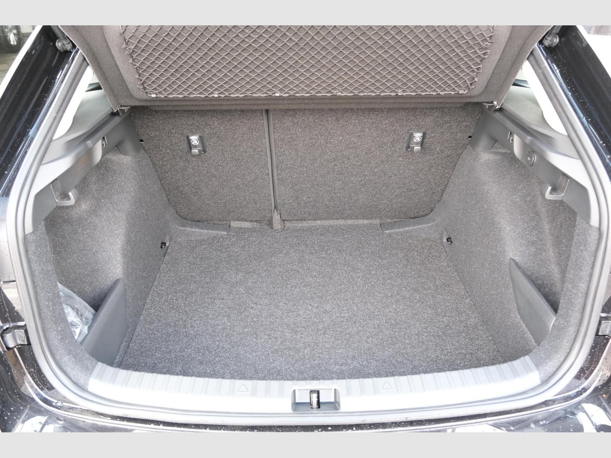 Skoda Scala 1.0 TSI Selection (2025) - Photo 8