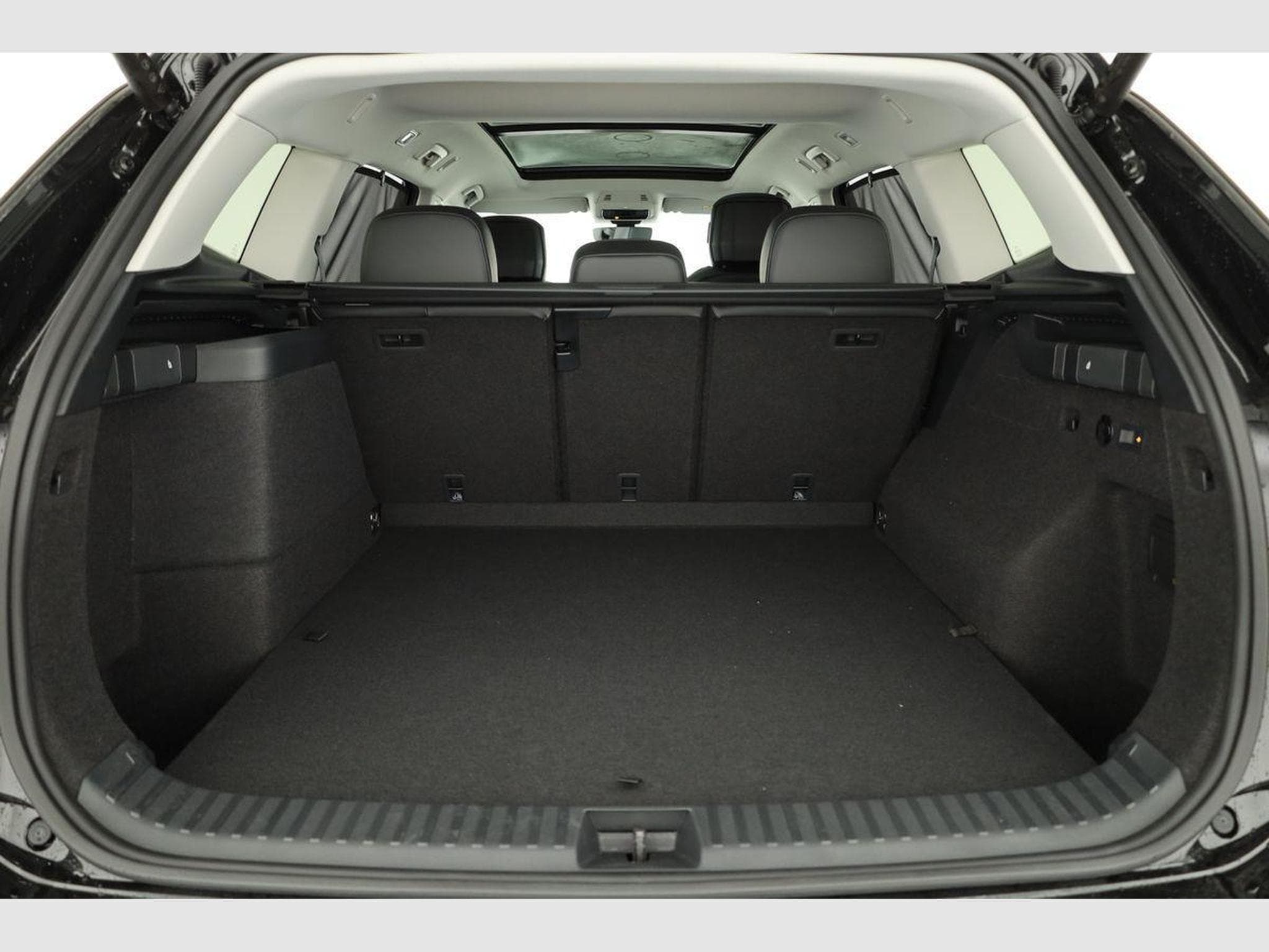 VW Tayron 1.5 TSI eHybrid 150 kW Life (2025) - Photo 12