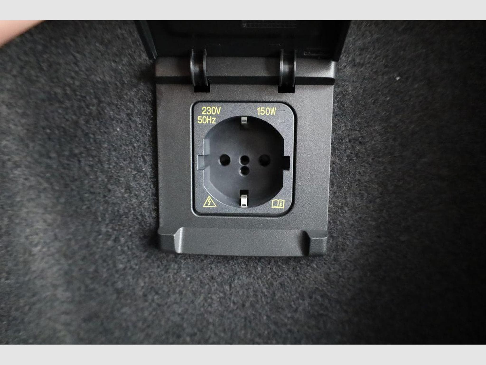 VW Tayron 1.5 TSI eHybrid 150 kW Life (2025) - Photo 14