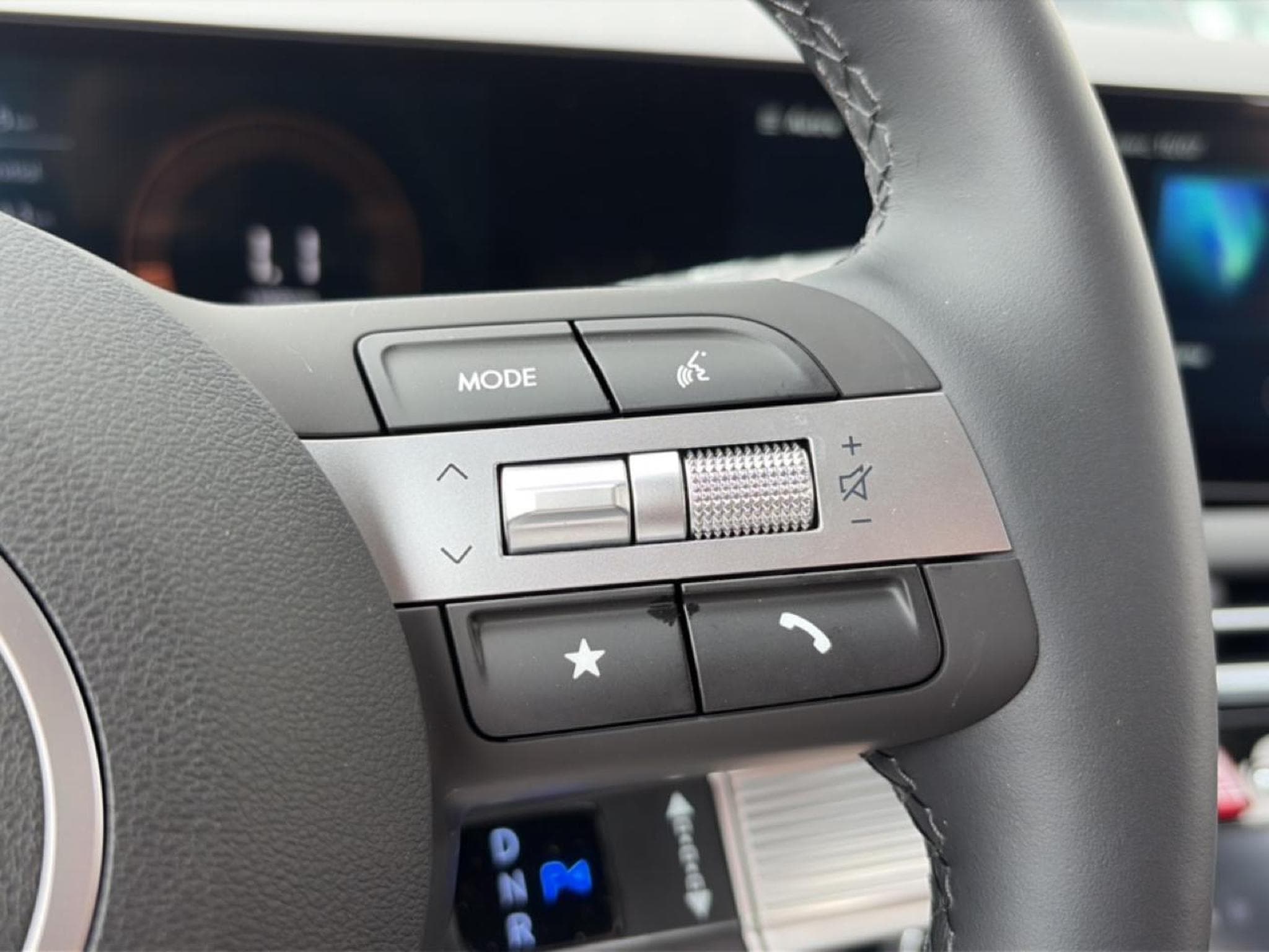 Hyundai TUCSON 1.6 T-GDI 239 HYBRID CREATIVE (2026) - Foto 15