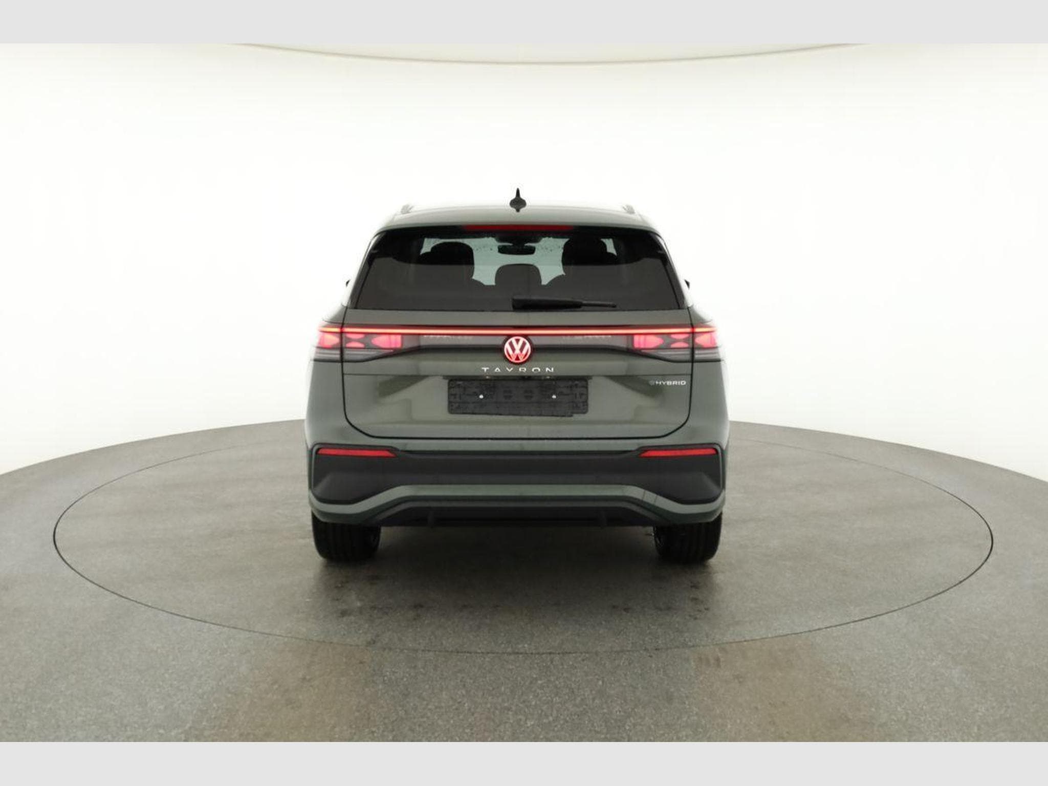 VW Tayron 1.5 TSI eHybrid 150 kW Life (2025) - Photo 17