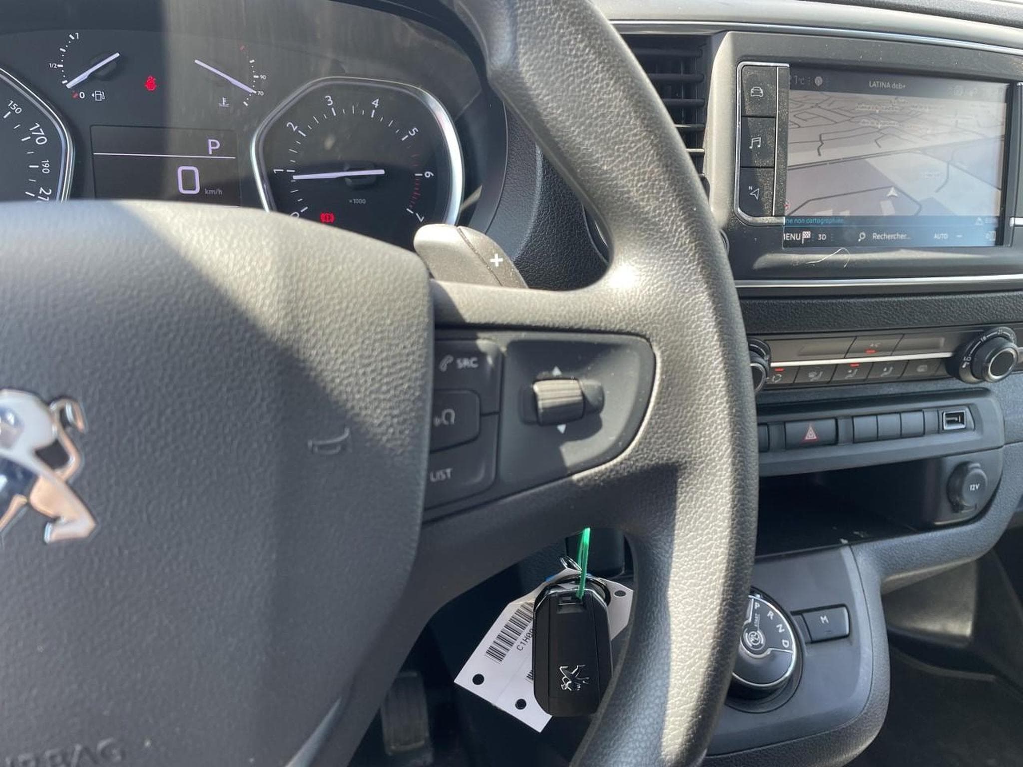 Peugeot EXPERT FG M 2.0 BLUEHDI 180 PACK PREMIUM CONNECT EAT8 (2024) - Foto 12