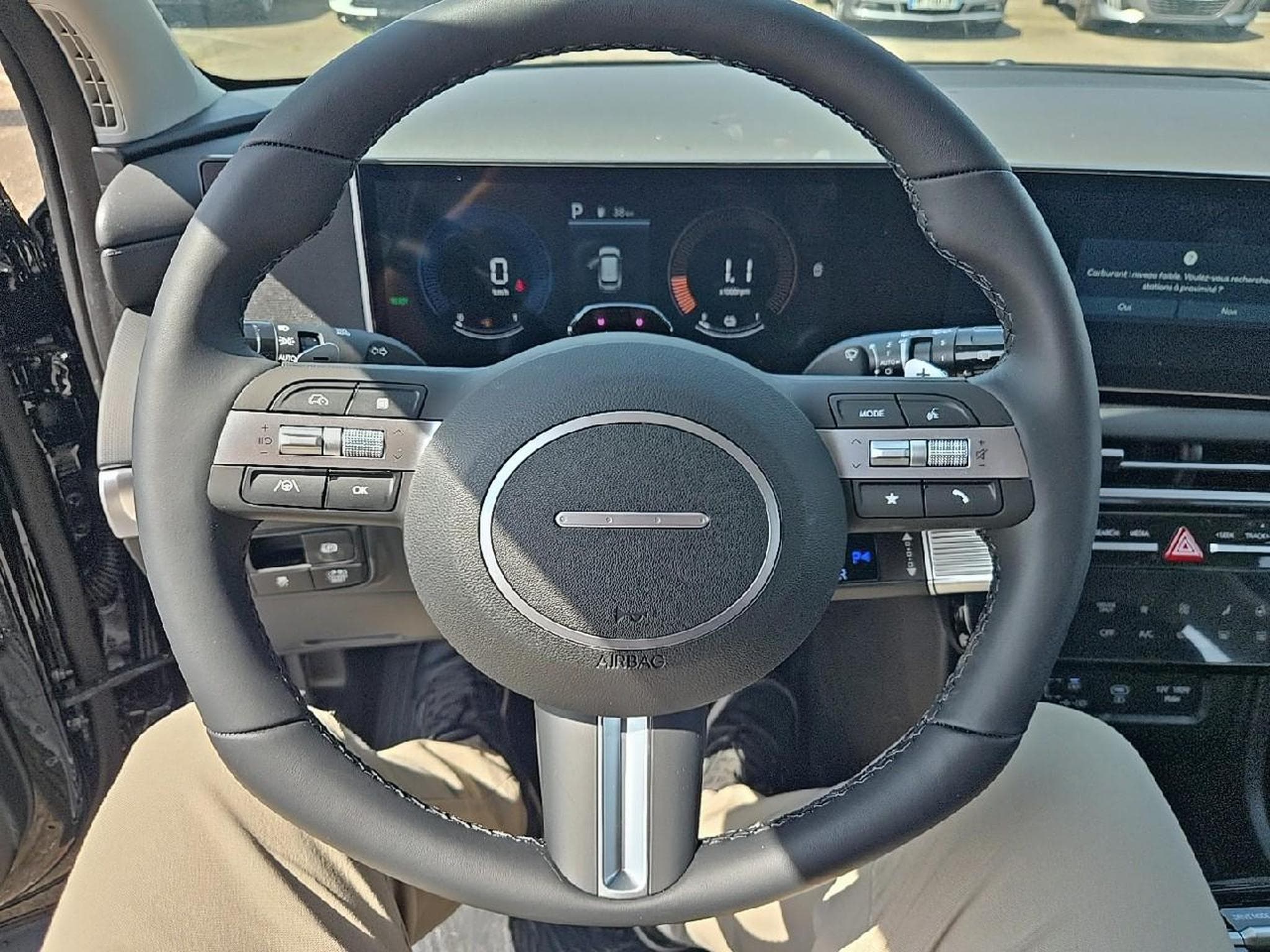 Hyundai TUCSON 1.6 T-GDI 239 HYBRID CREATIVE (2026) - Foto 16