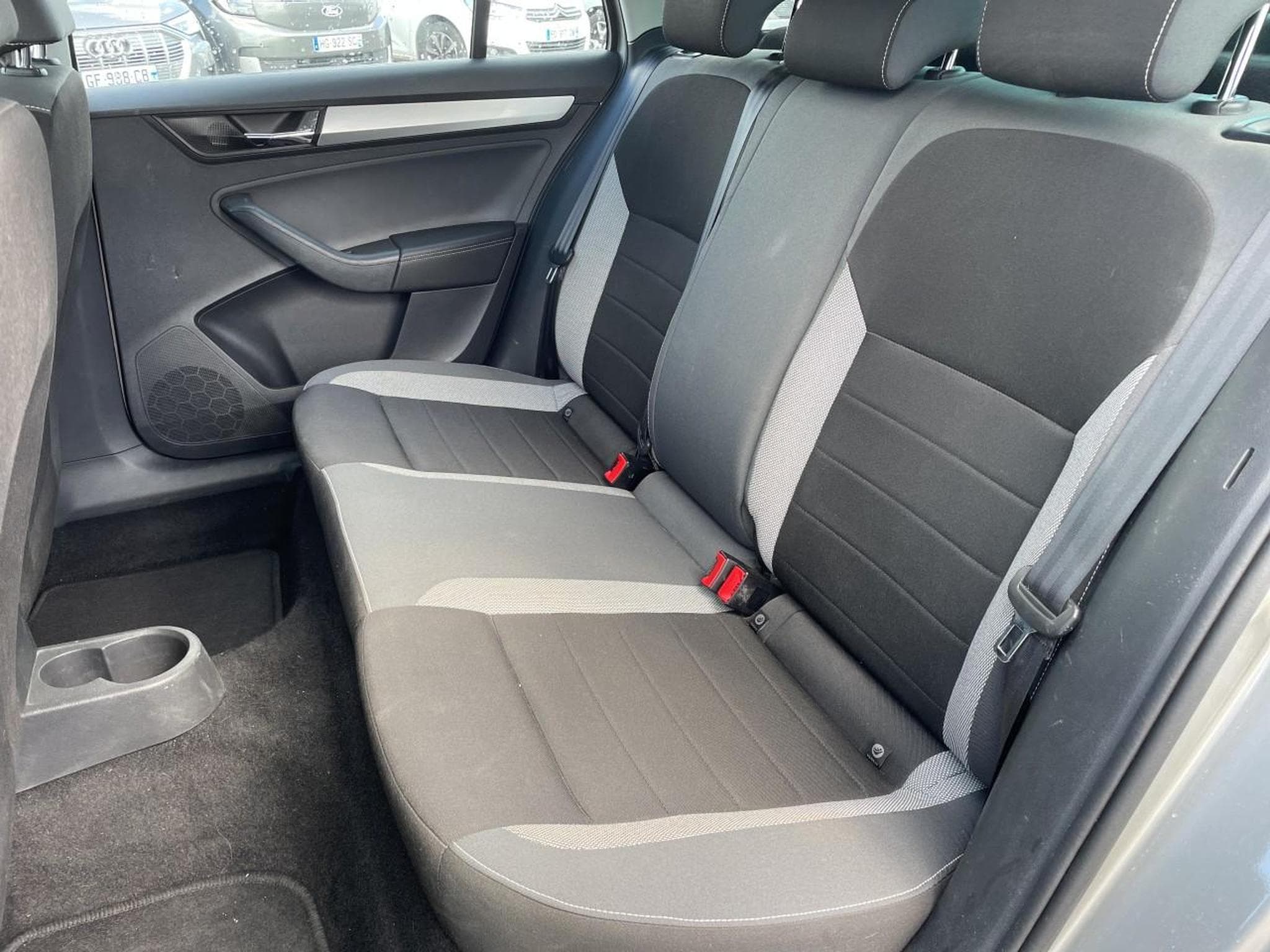 Skoda RAPID SPACEBACK 1.0 TSI 95 CLEVER (2019) - Foto 16