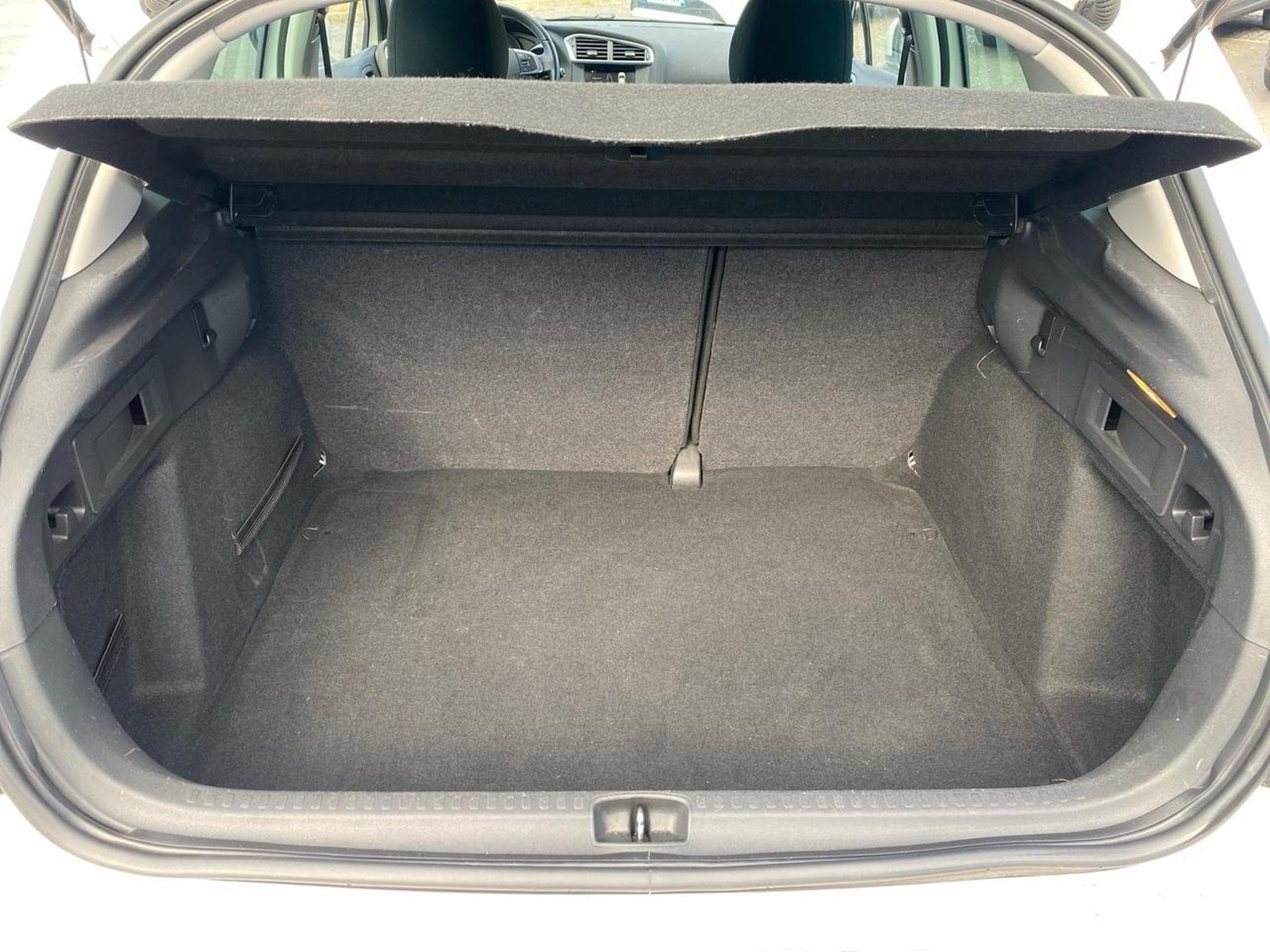 Citroen C4 BLUEHDI 120 MILLENIUM (2017) - Foto 15