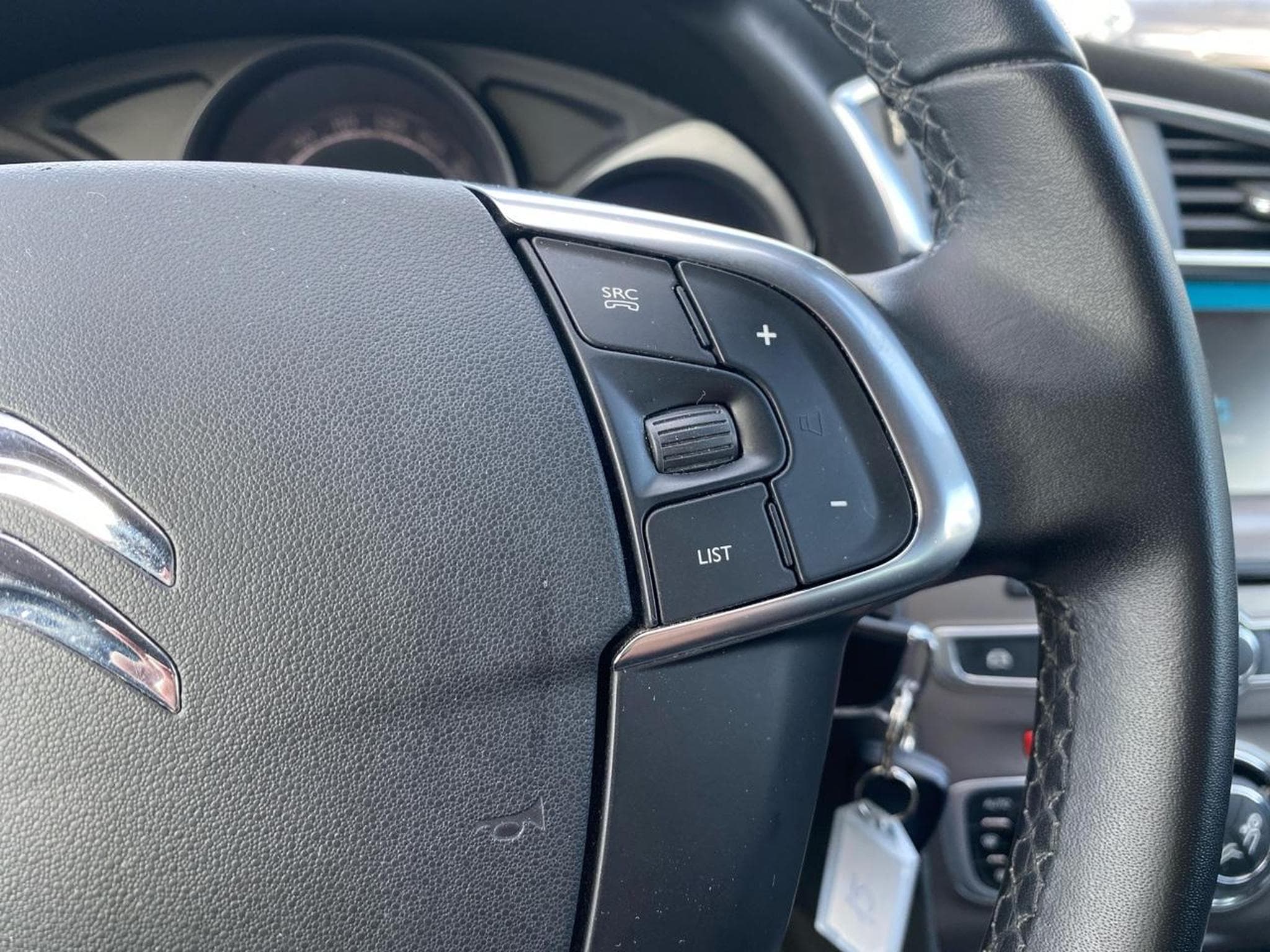 Citroen C4 BLUEHDI 120 MILLENIUM (2017) - Foto 18