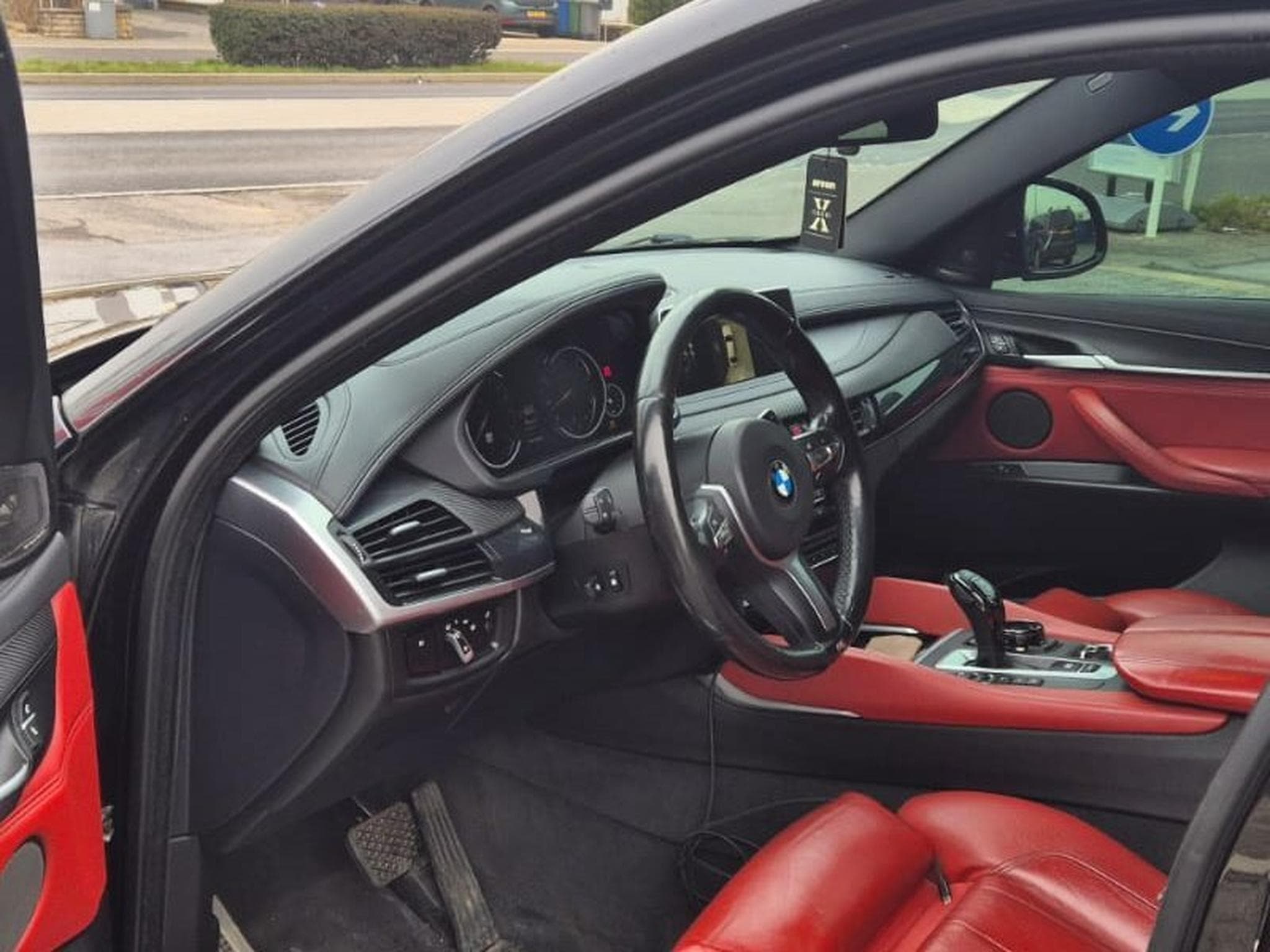 BMW X6 Pack M (2015) - Photo 3