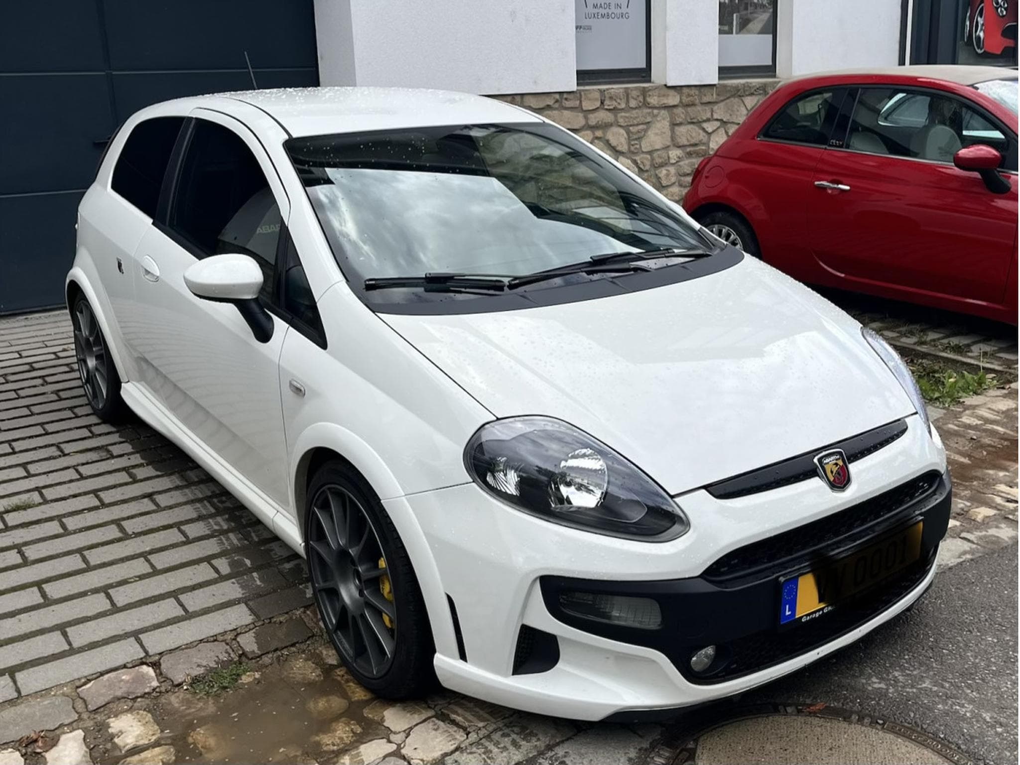Abarth Punto Serie limitata 180 (2014) - Photo 3