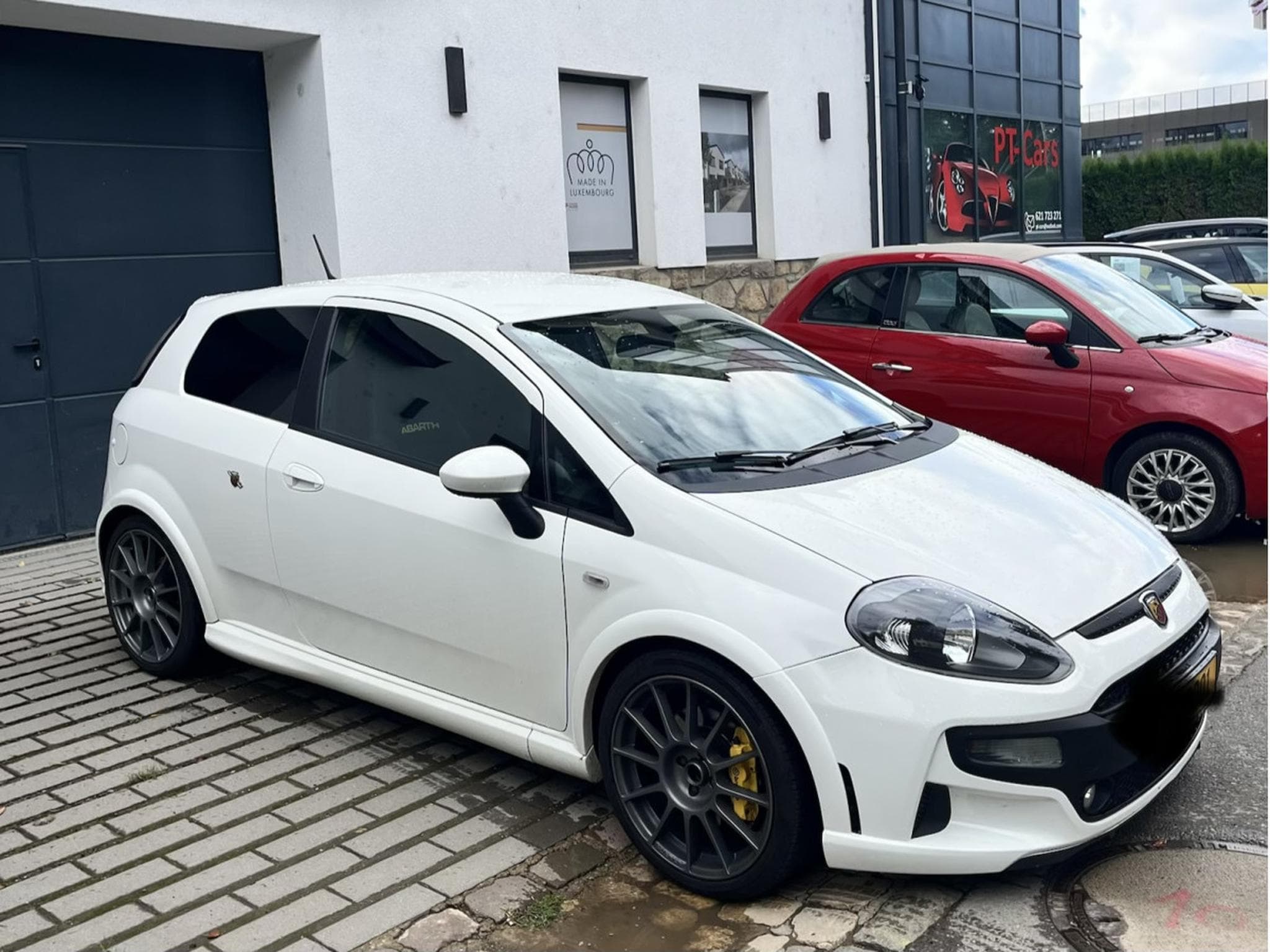 Abarth Punto Serie limitata 180 (2014) - Photo 4
