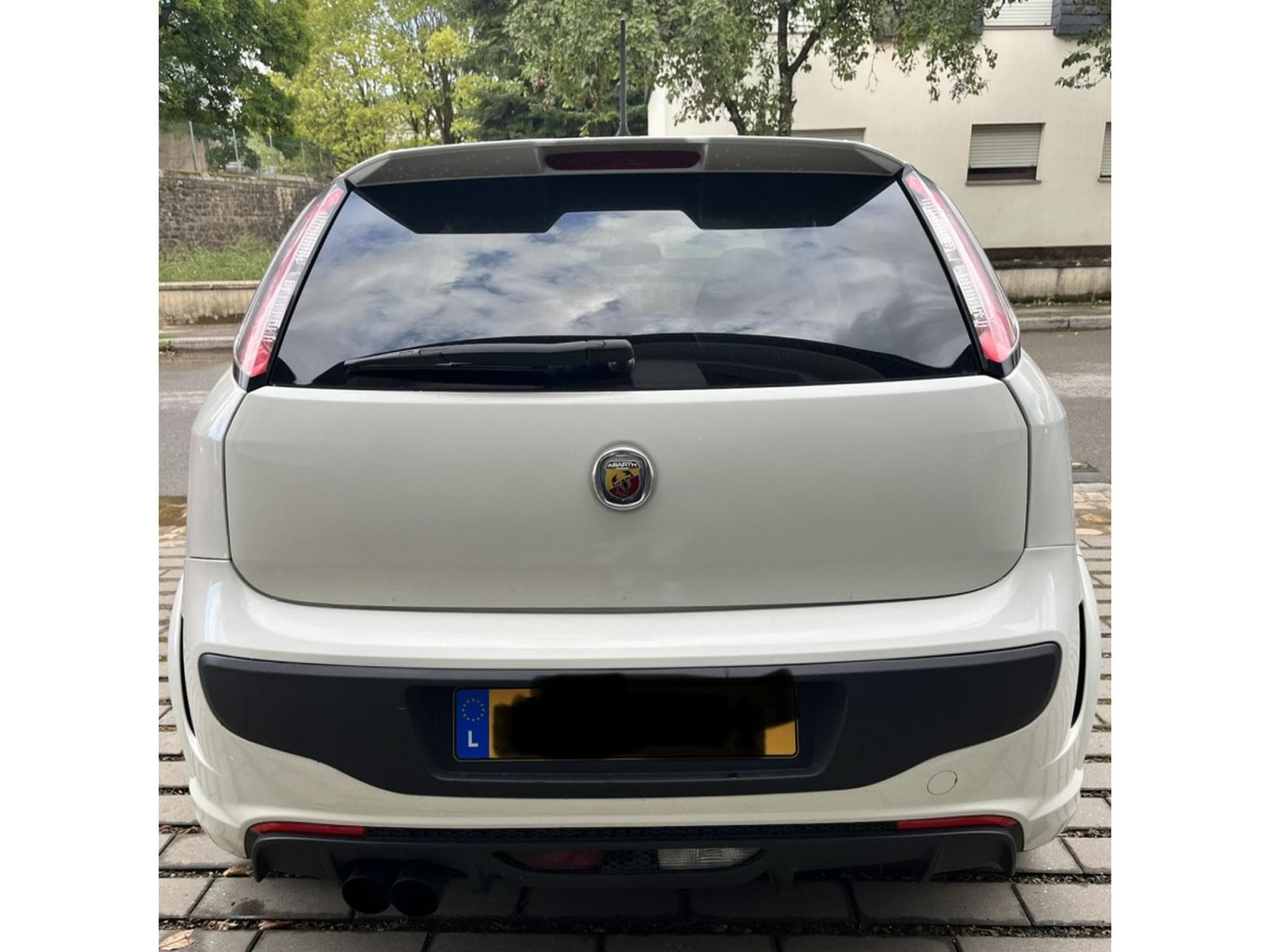 Abarth Punto Serie limitata 180 (2014) - Photo 7
