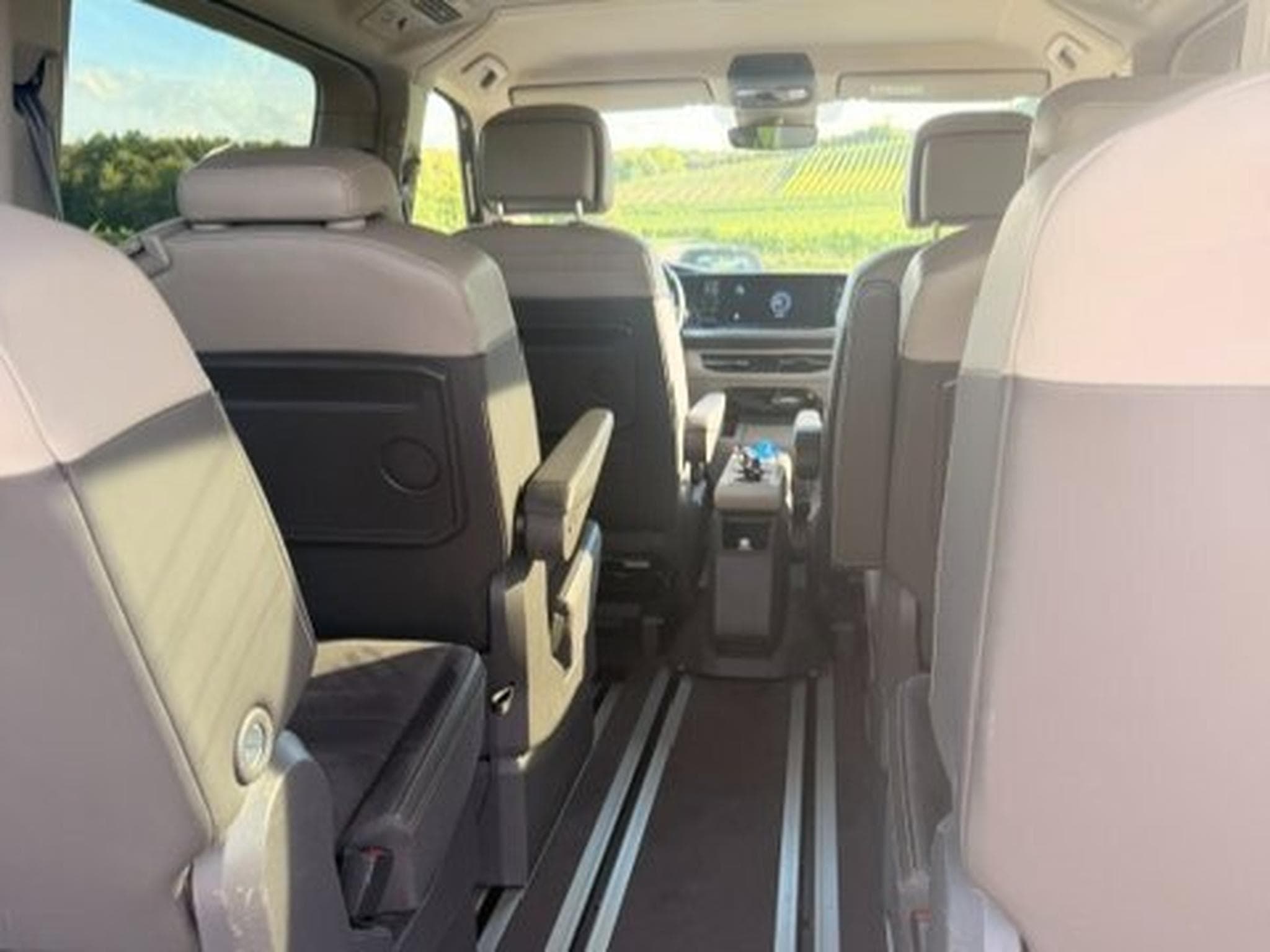 VW T7 Multivan T7 Life 2.0 TSI DSG7 (2021) - Foto 6