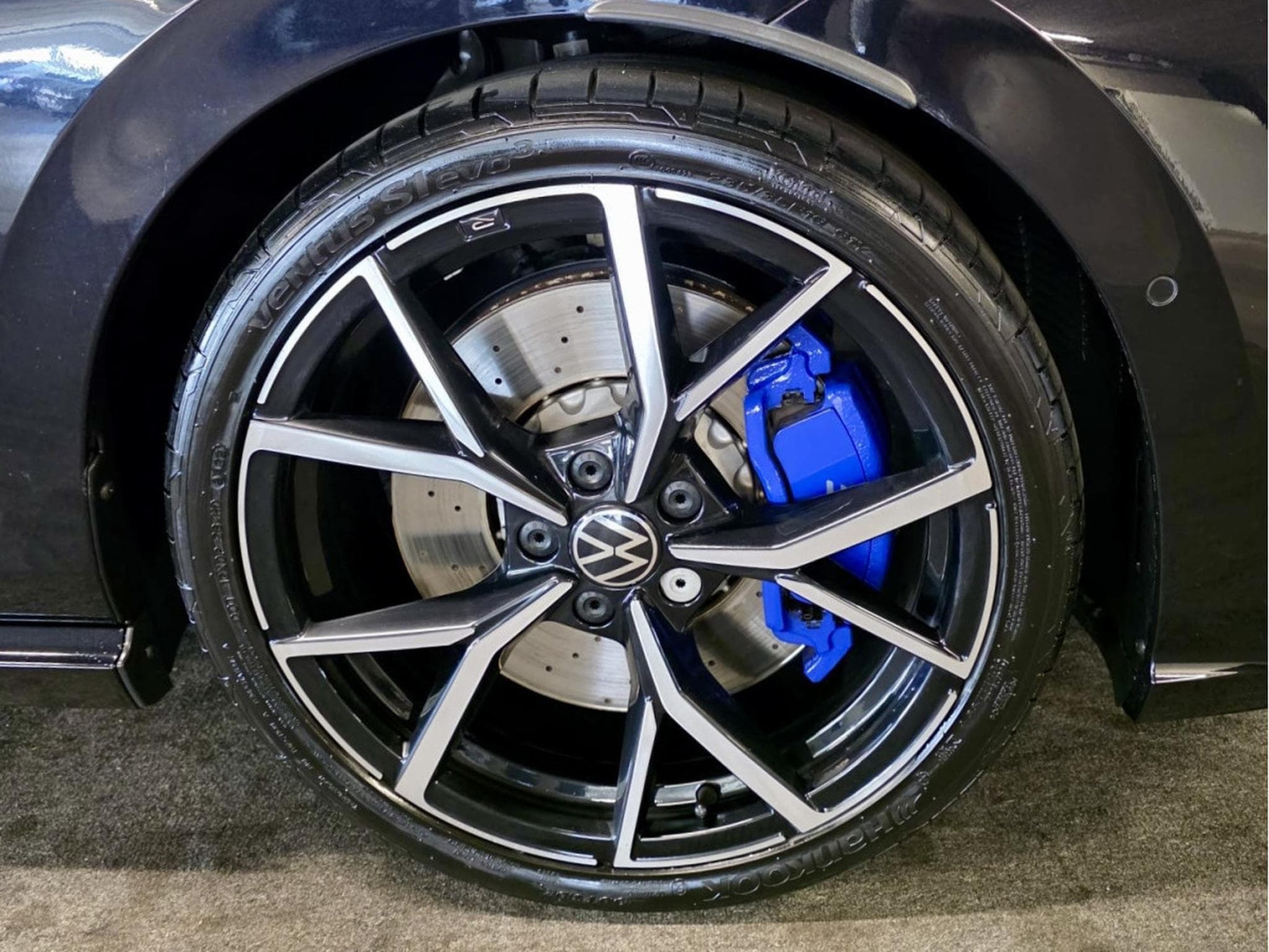 VW Golf R 2.0 TSI 320 4MOTION HARMAN KARDON IQ-LIGHT NAVI (2022) - Photo 13