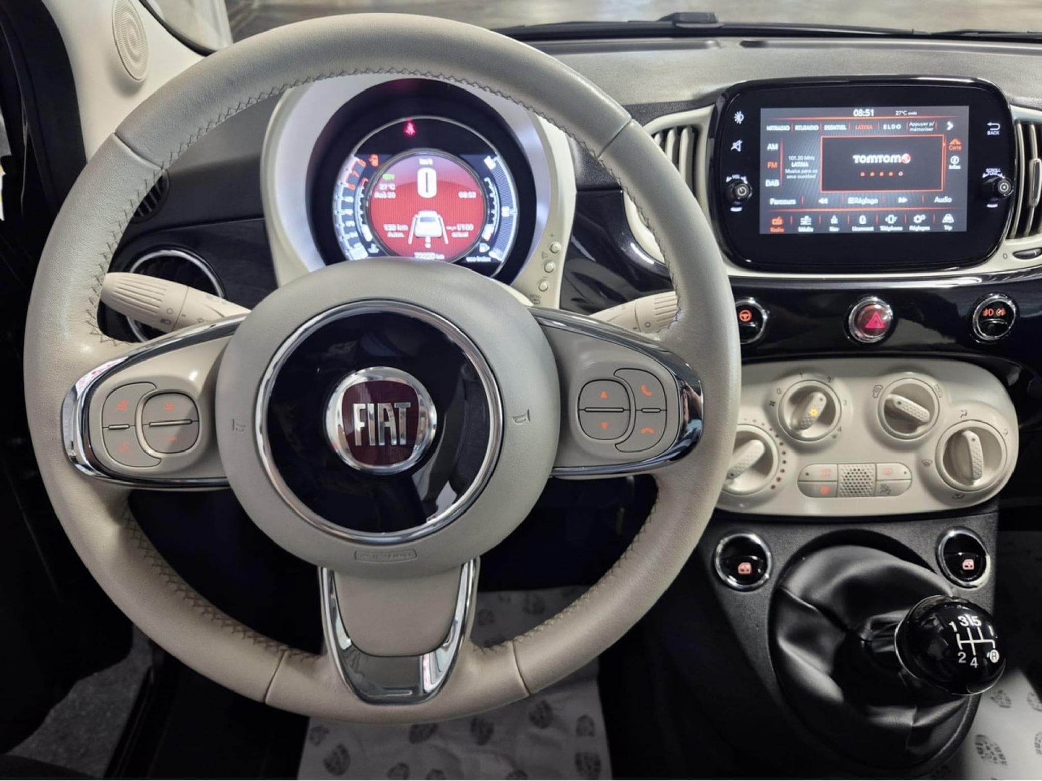 Fiat 500 1.2 MIRROR PANO NAVI (2019) - Photo 8