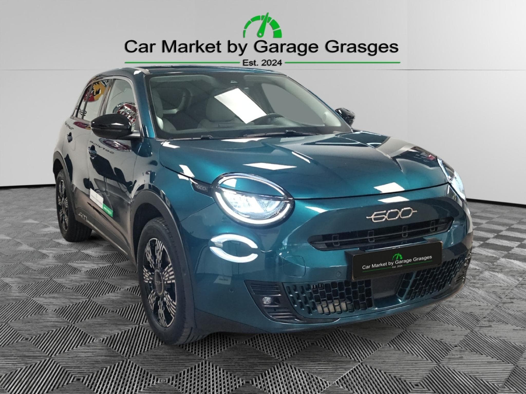 Fiat 600 Hybride 1.2 (2024) - Photo 7
