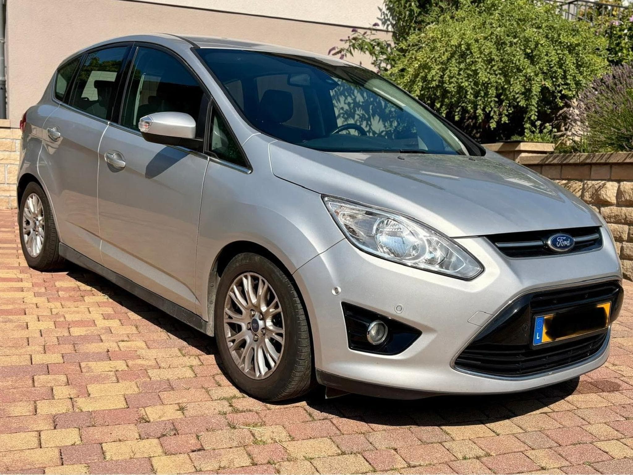 Ford C-Max (2012) - Photo 2