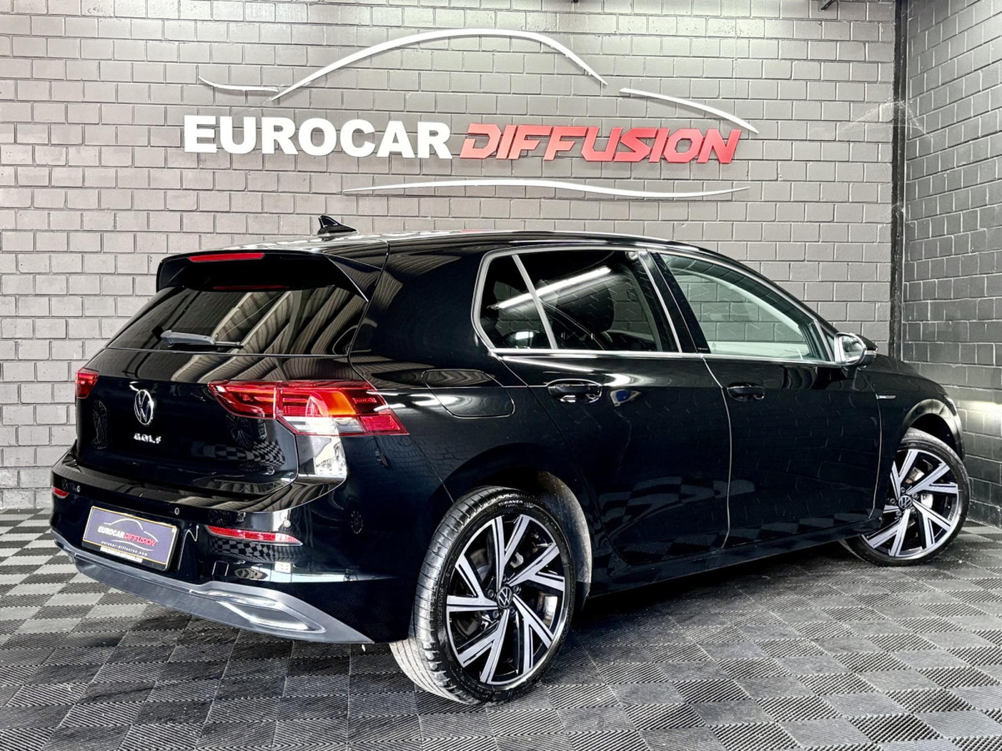 VW Golf Style 1.5 TSI 130 CV BVM6 *BERGAMO* MASSAGE* CARPLAY * (2024) - Foto 6