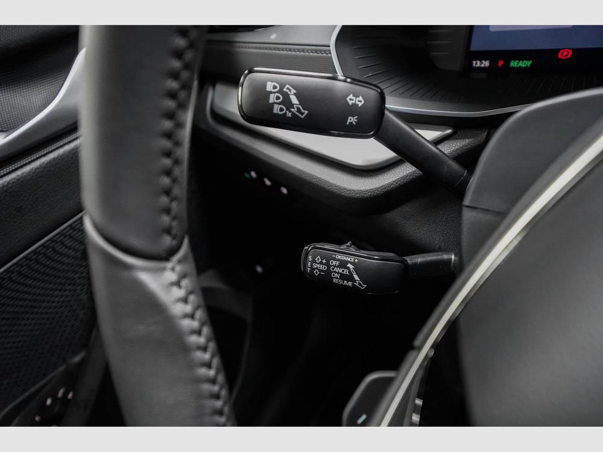 Skoda Octavia Kombi 1,5 eTSI (2025) - Foto 10