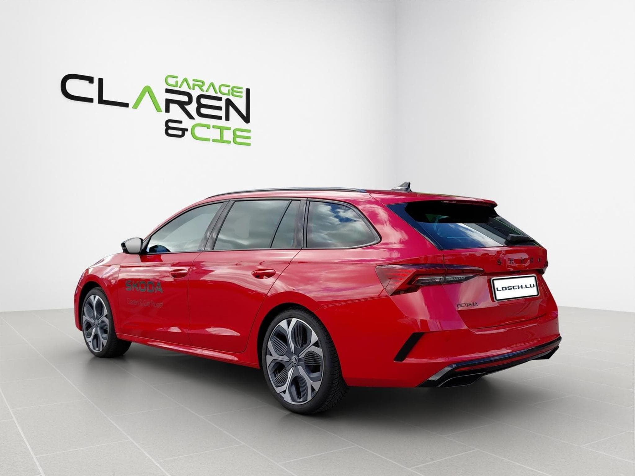 Skoda Octavia RS (2026) - Photo 5