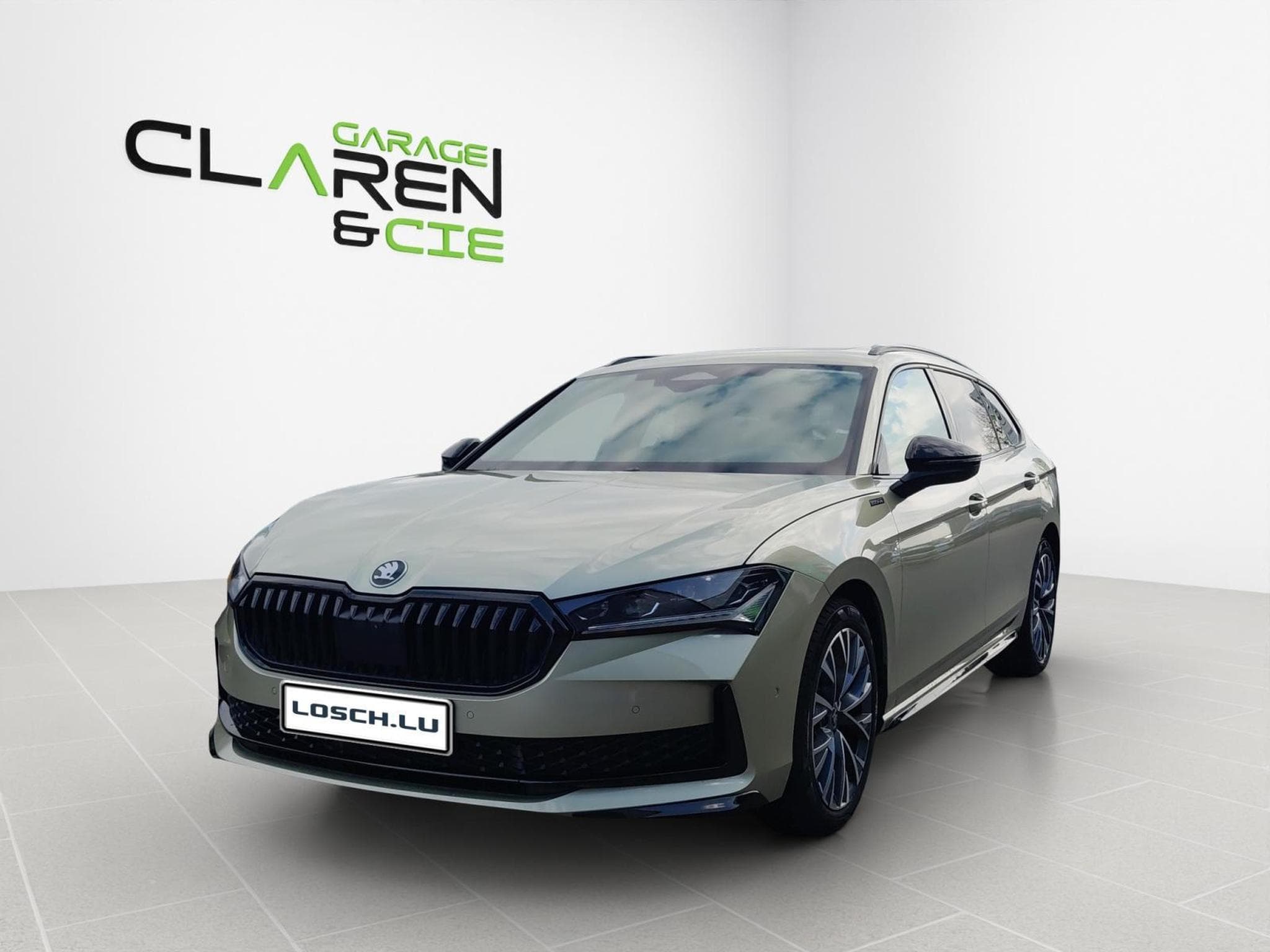 Skoda Superb Sportline (2026) - Foto 2