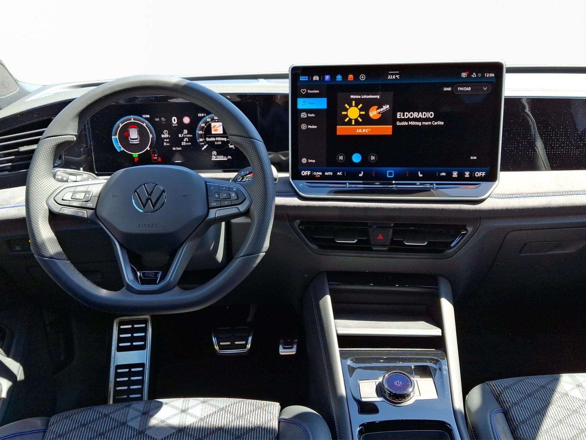 VW Tiguan R-Line (2026) - Photo 2