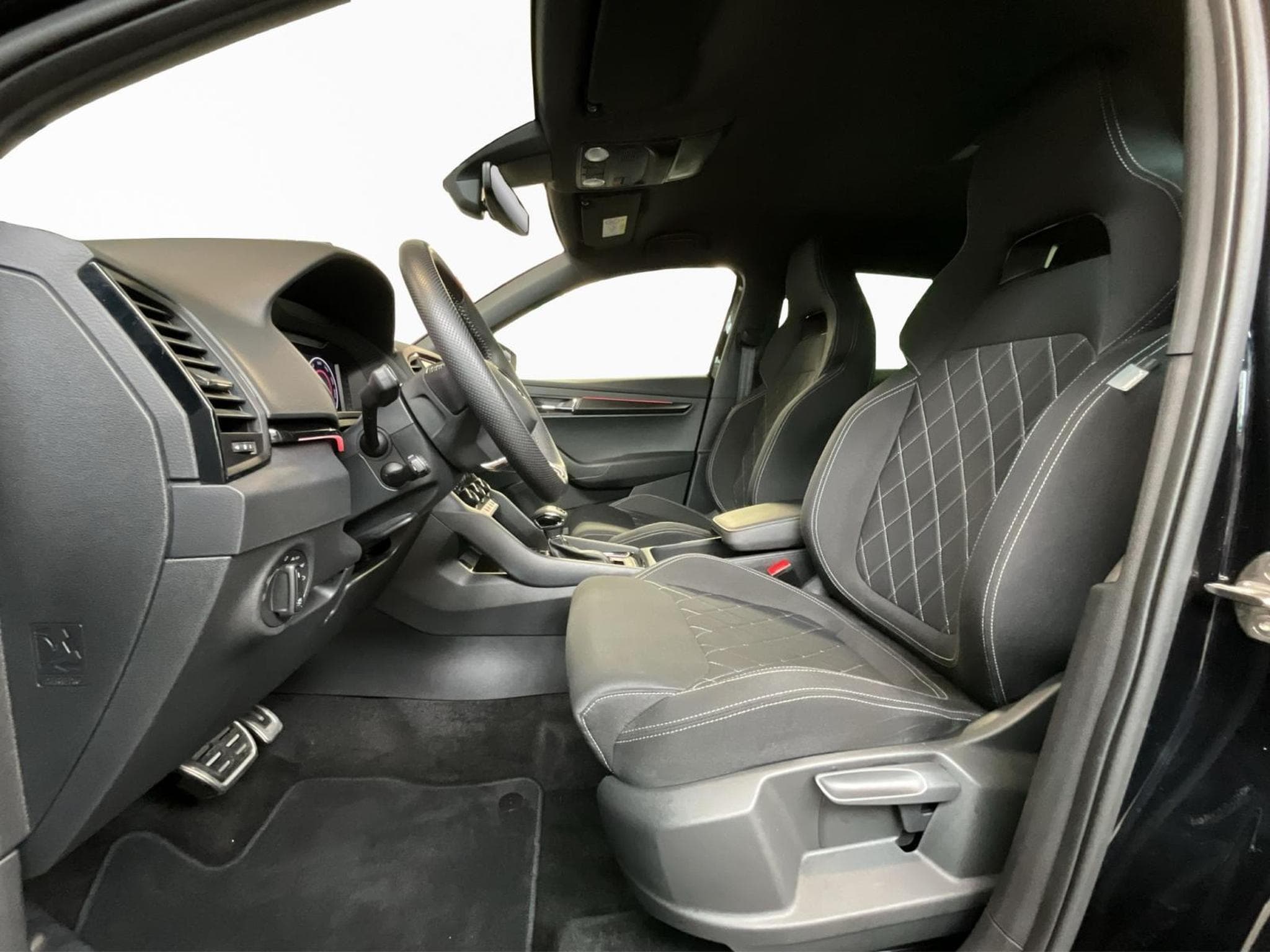 Skoda Karoq Sportline+DSG+4x4+Stand-H.+LED+Navi (2021) - Photo 9