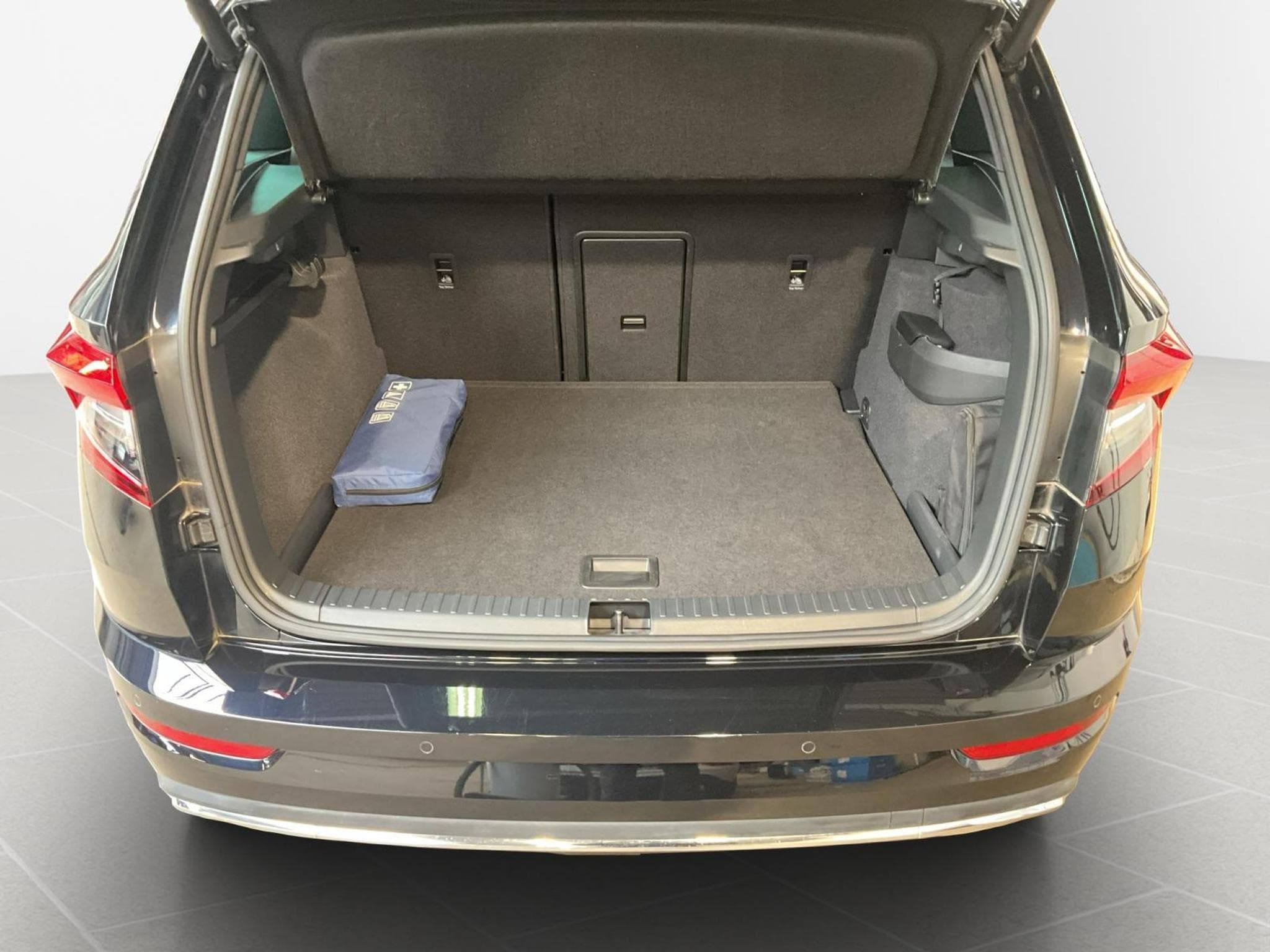 Skoda Karoq Sportline+DSG+4x4+Stand-H.+LED+Navi (2021) - Photo 16