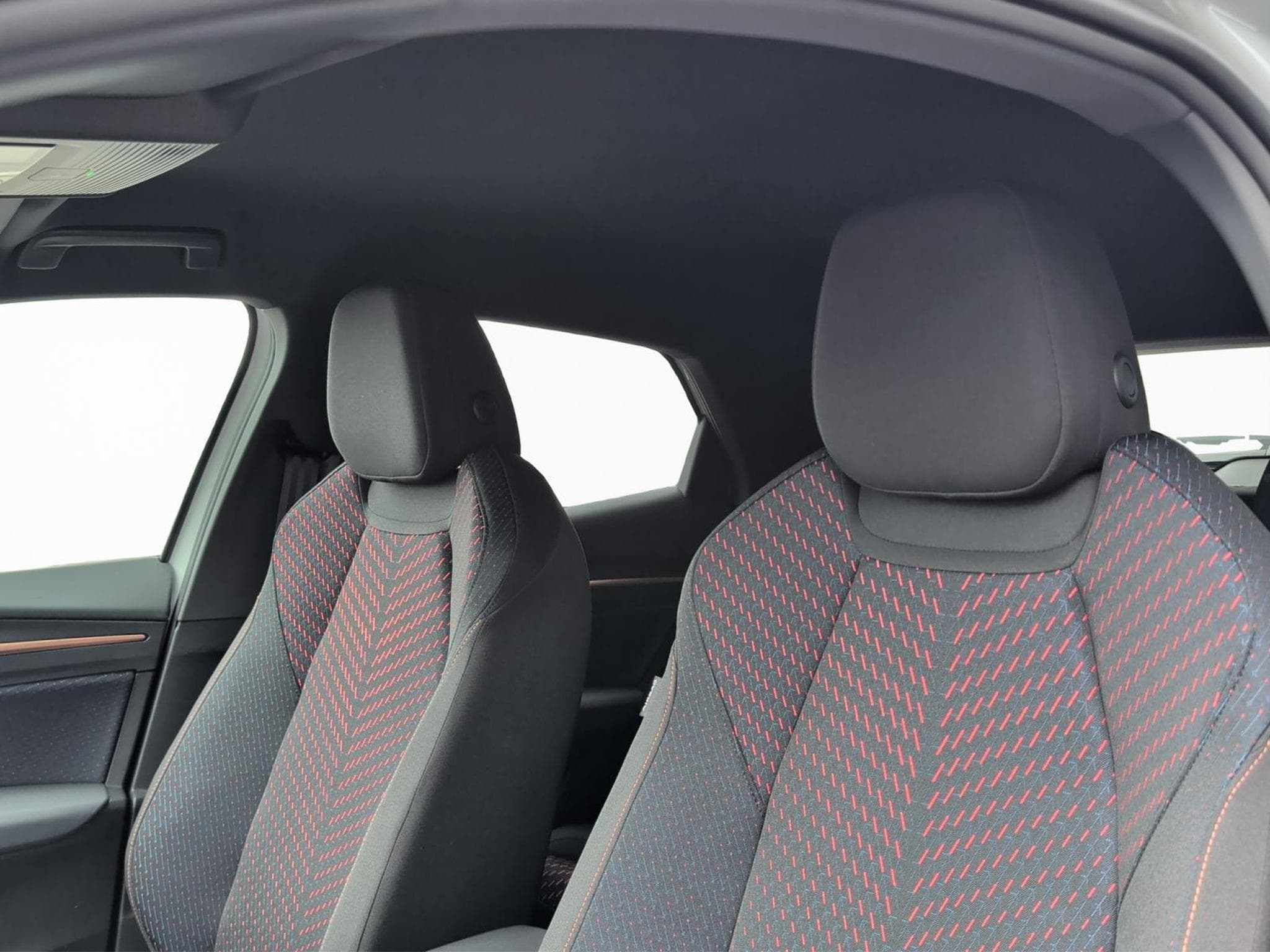Cupra Raval Endurance (2026) - Photo 11