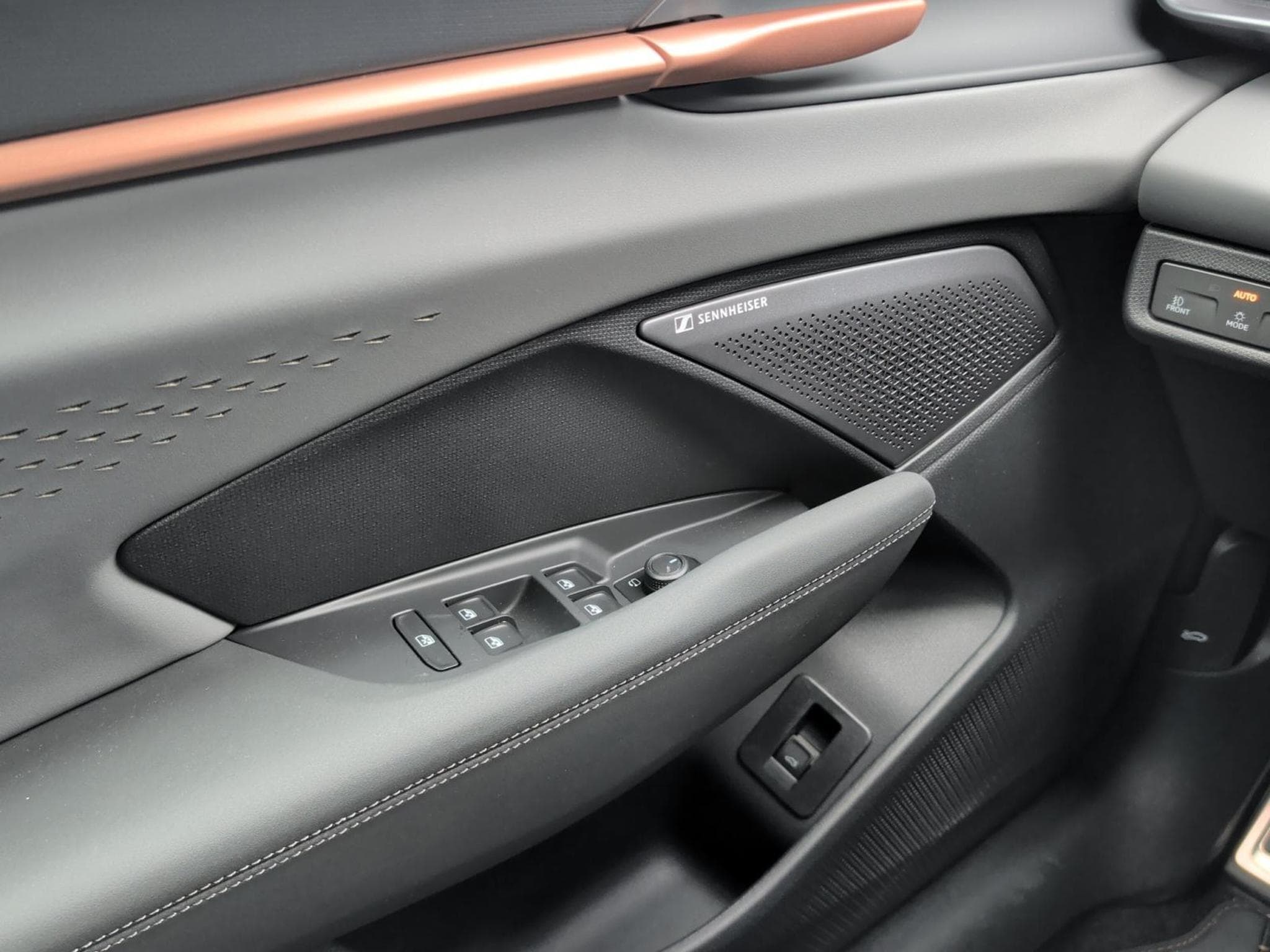 Cupra Terramar eTsi (2026) - Photo 13