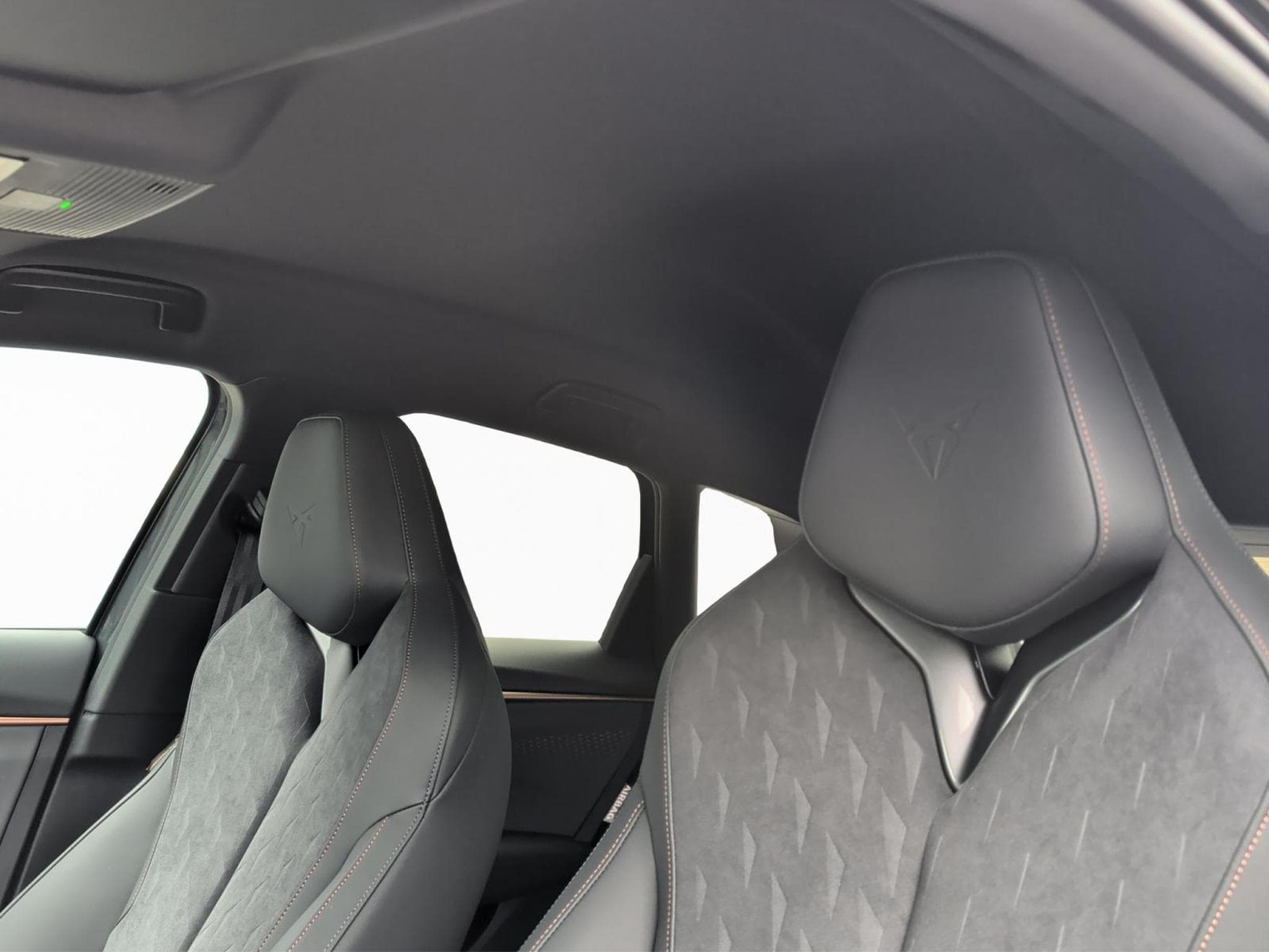 Cupra Terramar eTsi (2026) - Photo 14
