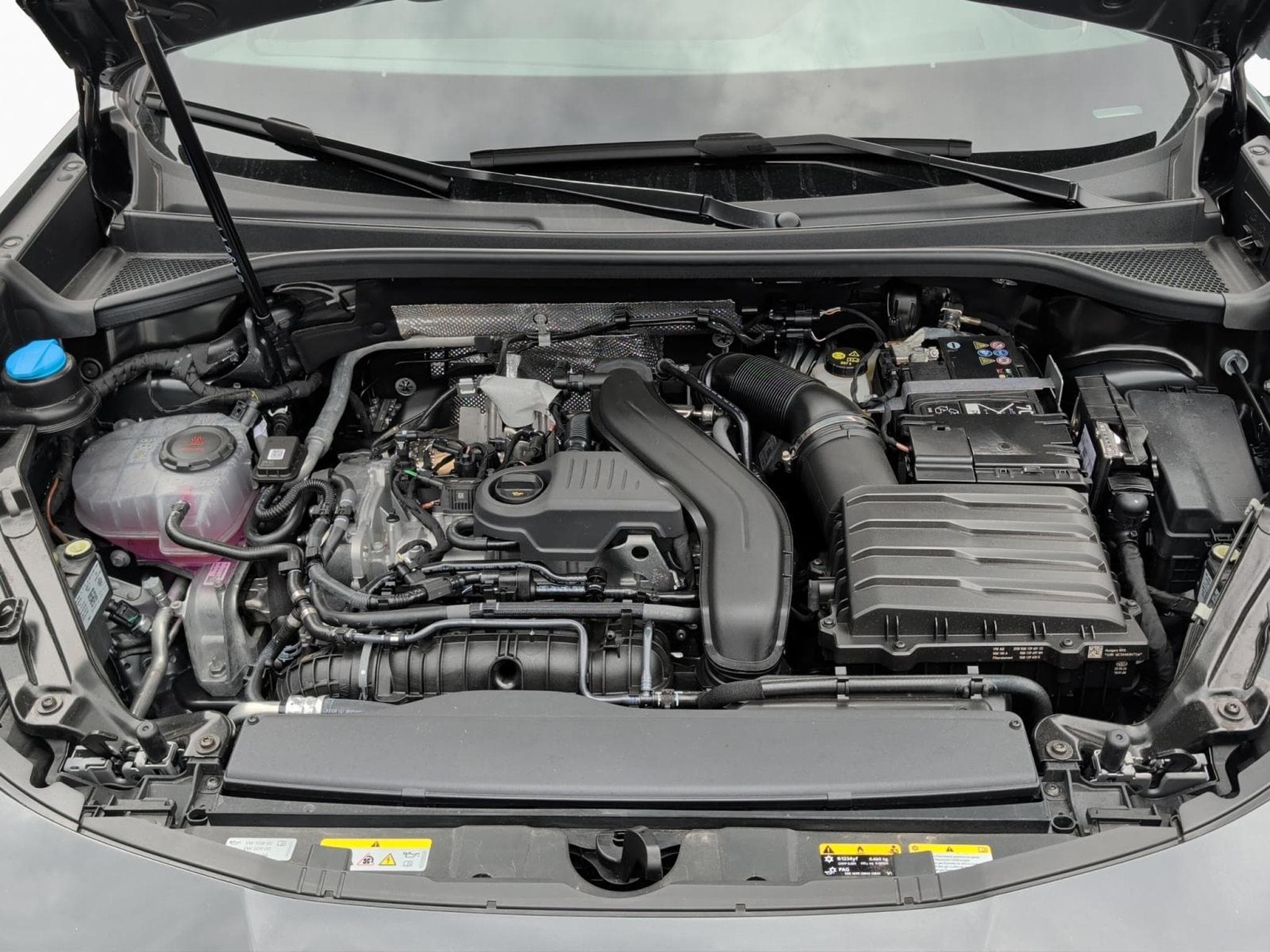 Cupra Terramar eTsi (2026) - Photo 17