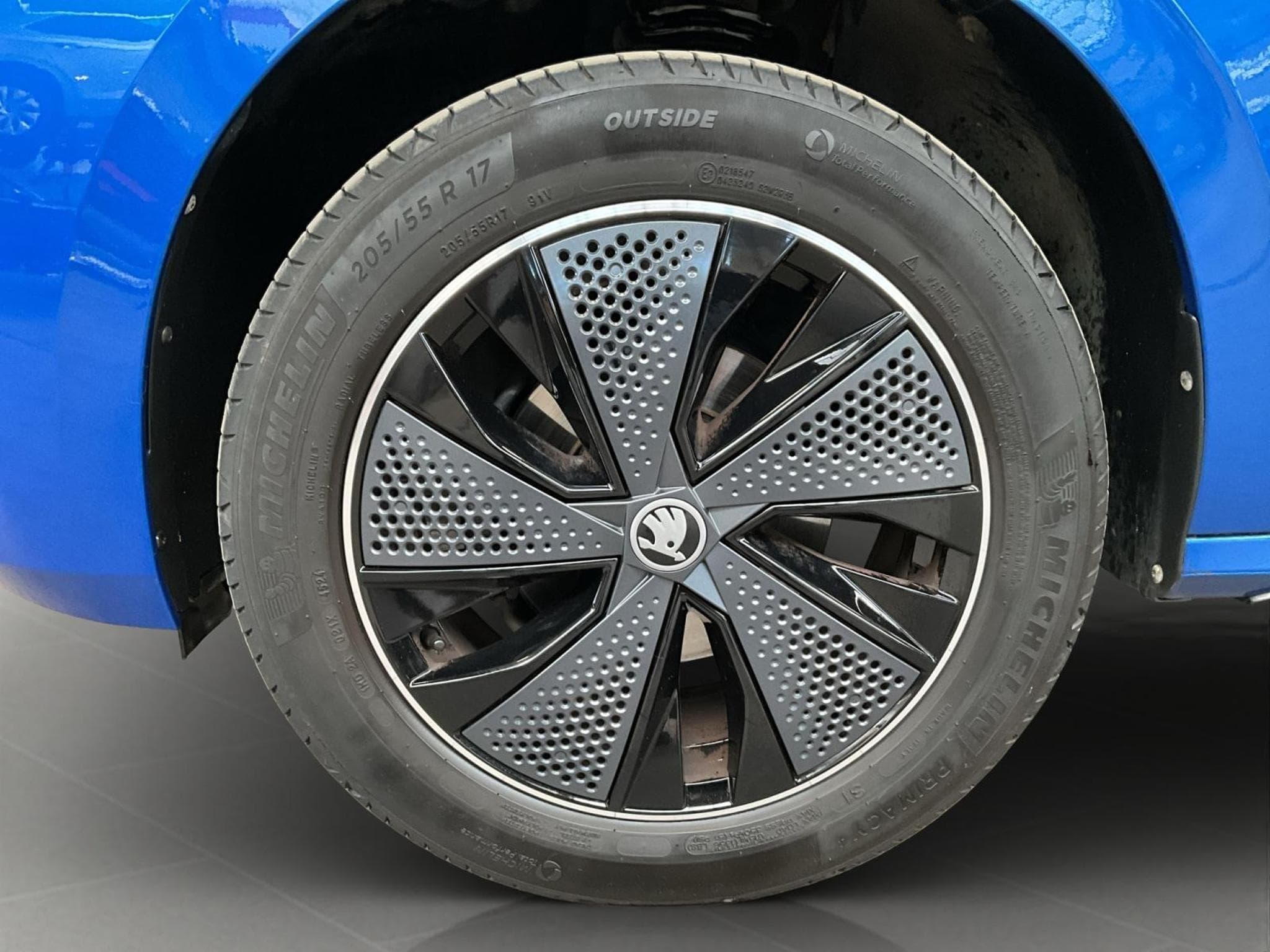 Skoda Kamiq Monte-Carlo+DSG+LED+P.Assisted+LM17 (2025) - Photo 8