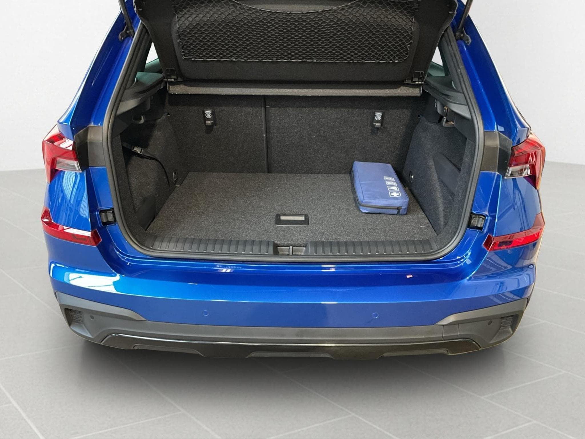 Skoda Kamiq Monte-Carlo+DSG+LED+P.Assisted+LM17 (2025) - Photo 17