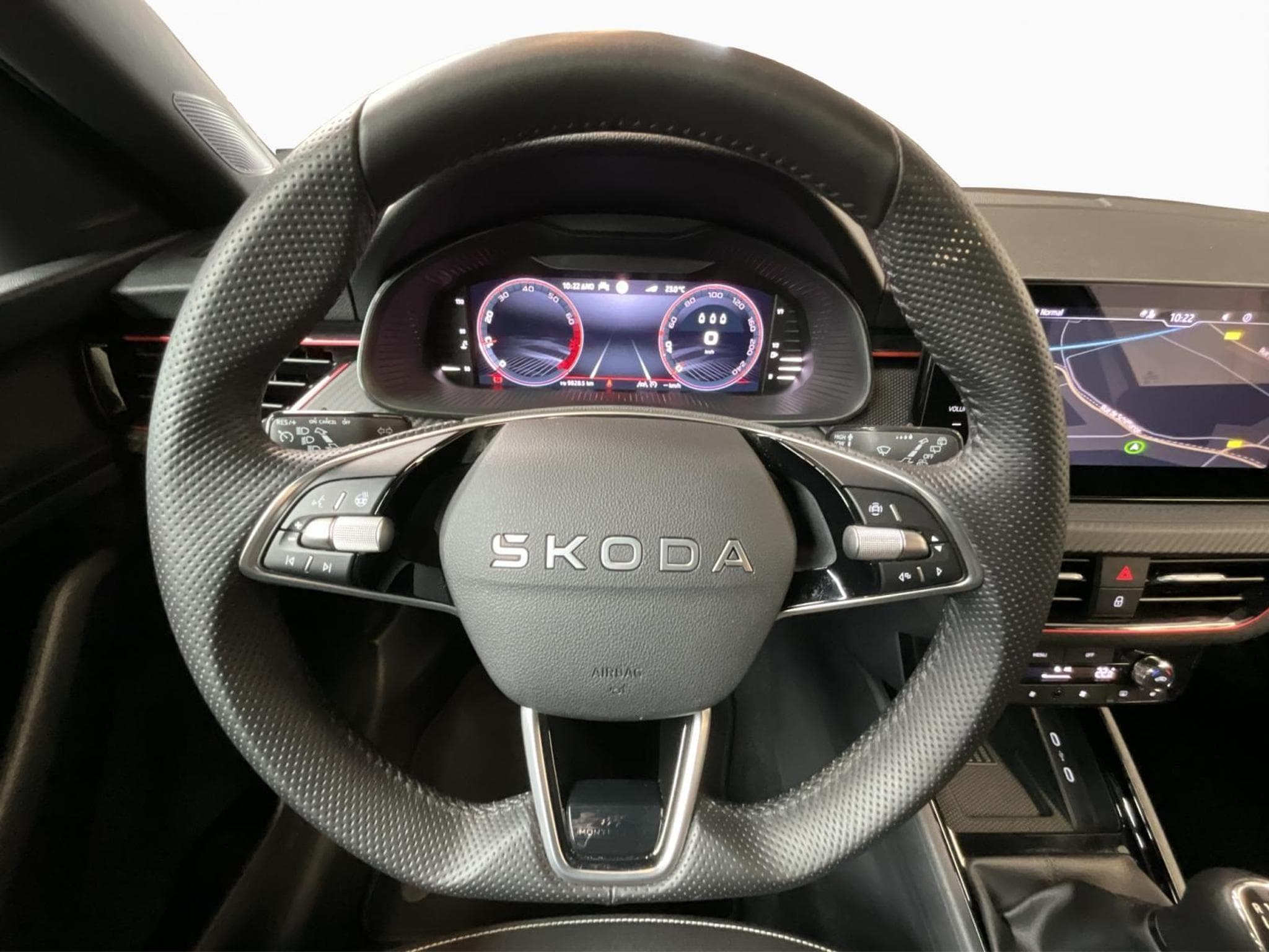 Skoda Scala Monte-Carlo+BVM+LED+NAVI (2025) - Photo 10