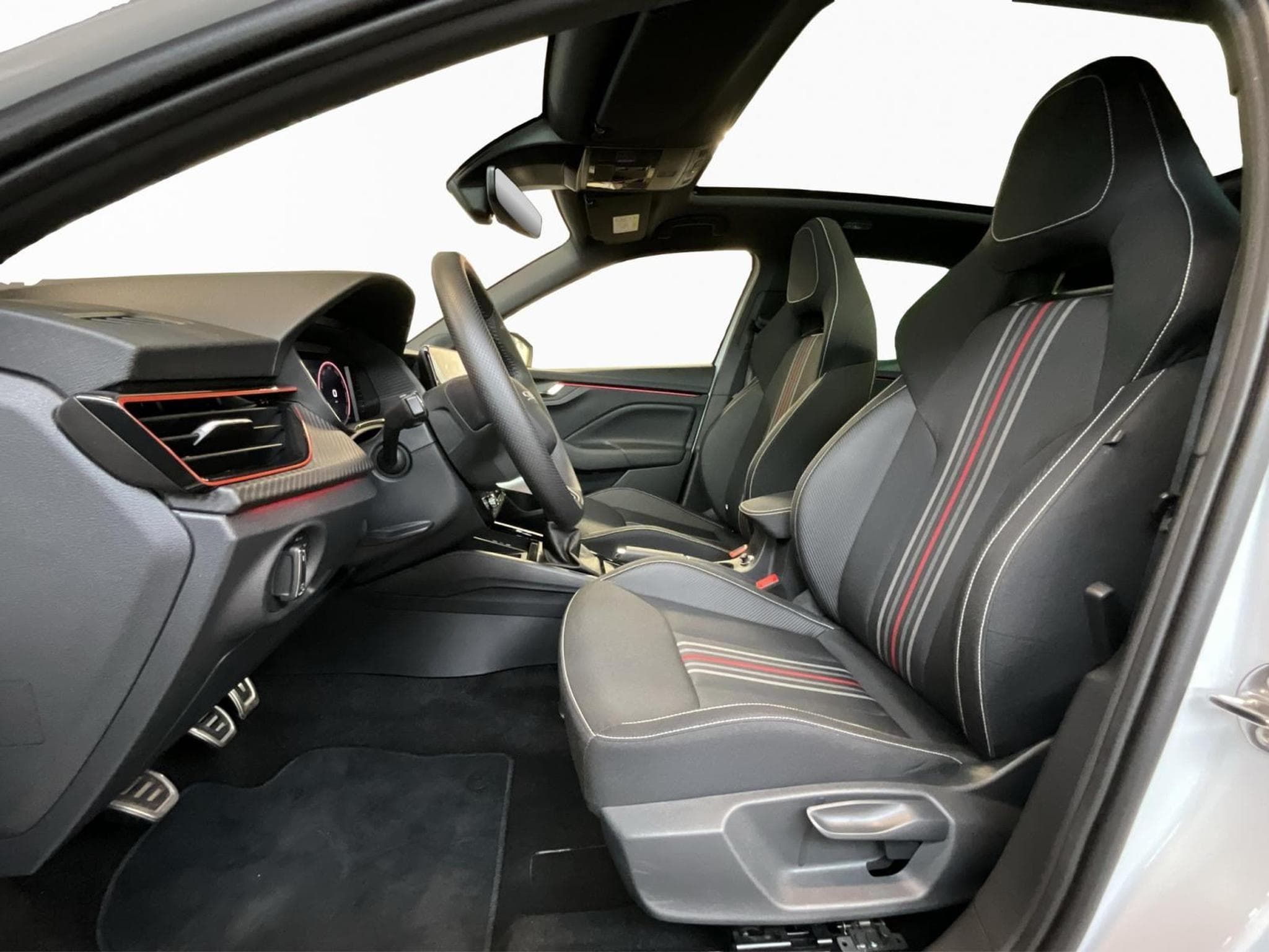 Skoda Scala Monte-Carlo+BVM+LED+NAVI (2025) - Photo 9
