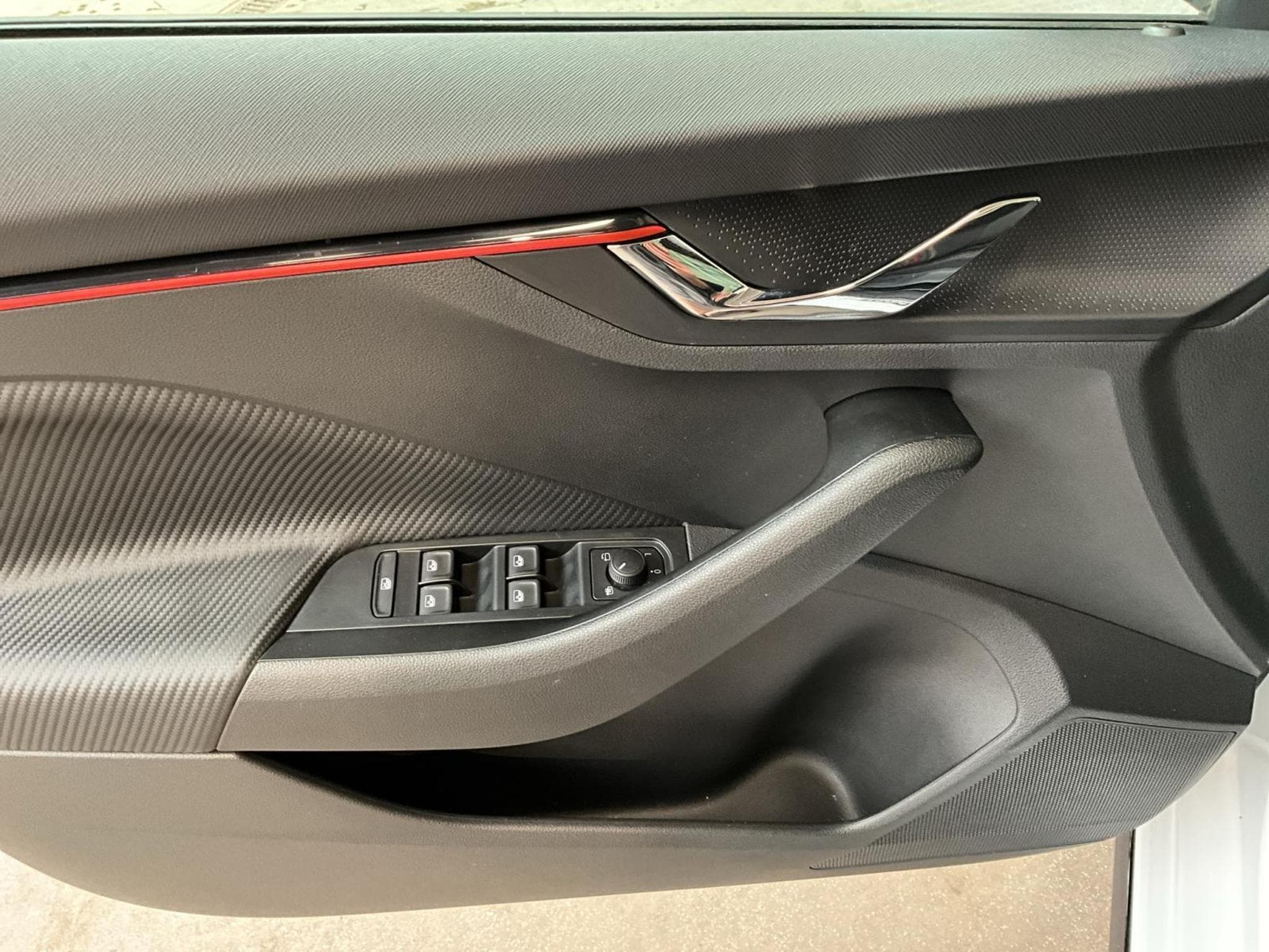 Skoda Scala Monte-Carlo+BVM+LED+NAVI (2025) - Photo 14