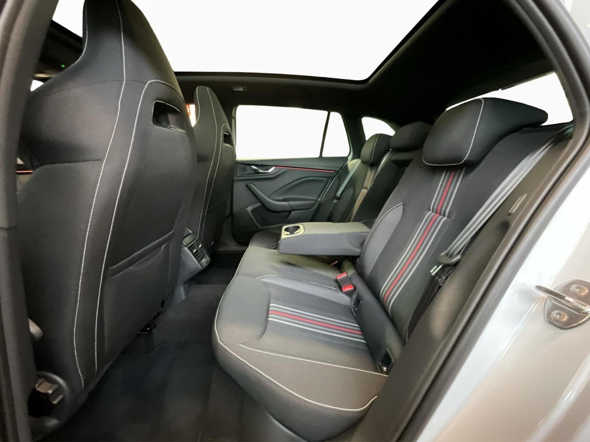 Skoda Scala Monte-Carlo+BVM+LED+NAVI (2025) - Photo 16