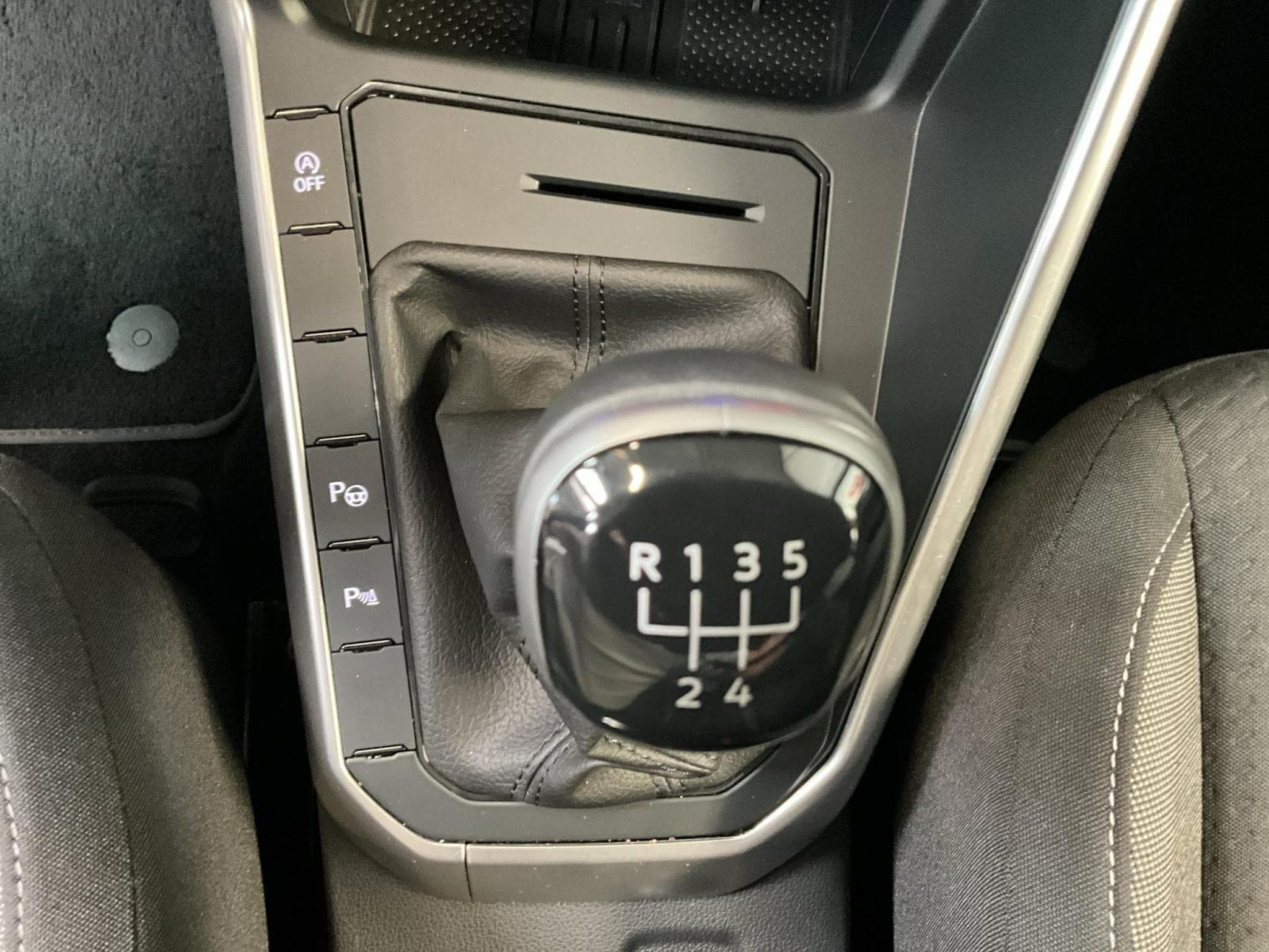 VW Polo Life+BVM+Park&Comf.+IQ-Drive (2025) - Photo 14