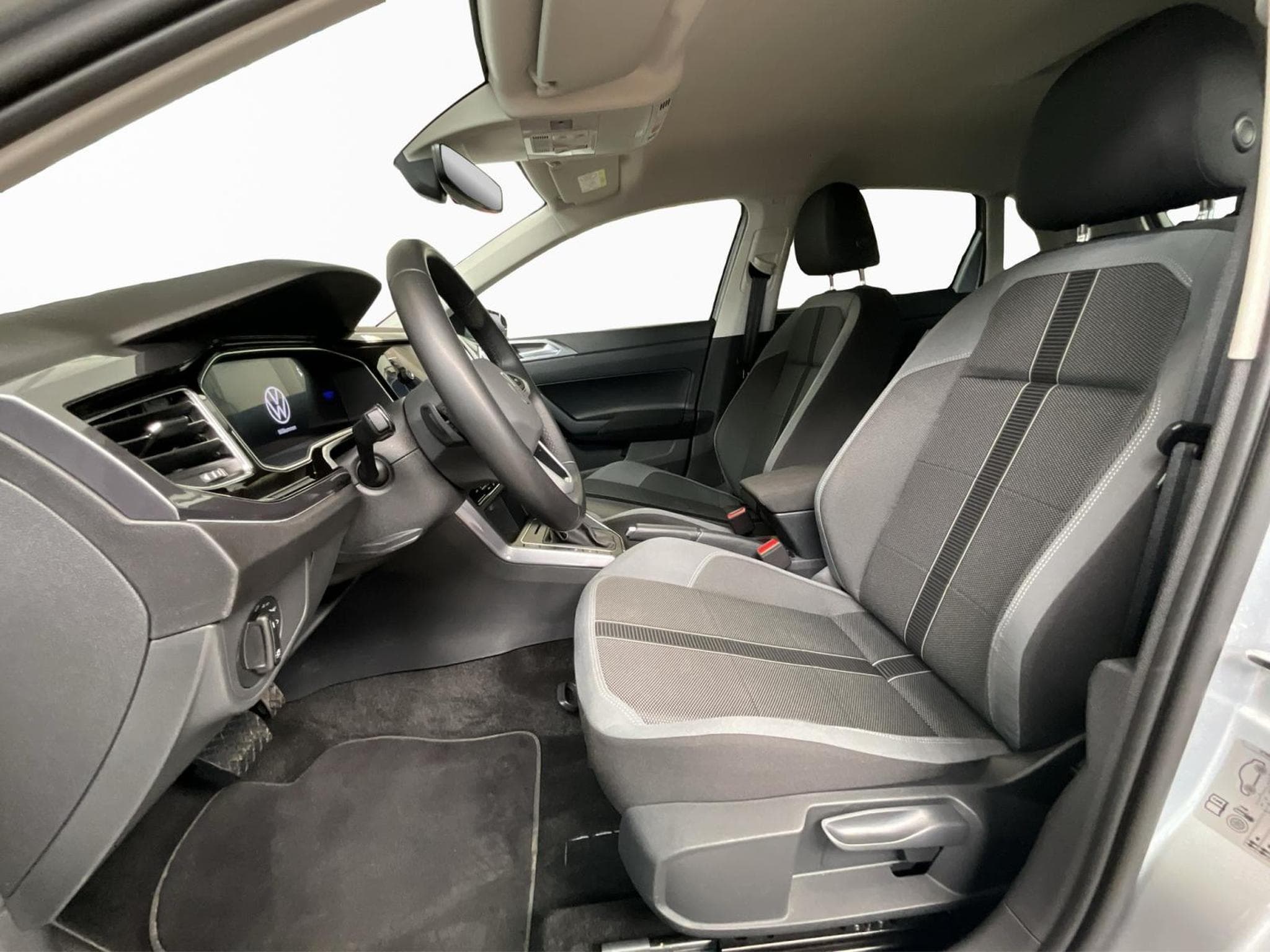 VW Polo Style+DSG+Park&Comfort+IQ-Drive+LED (2025) - Photo 9
