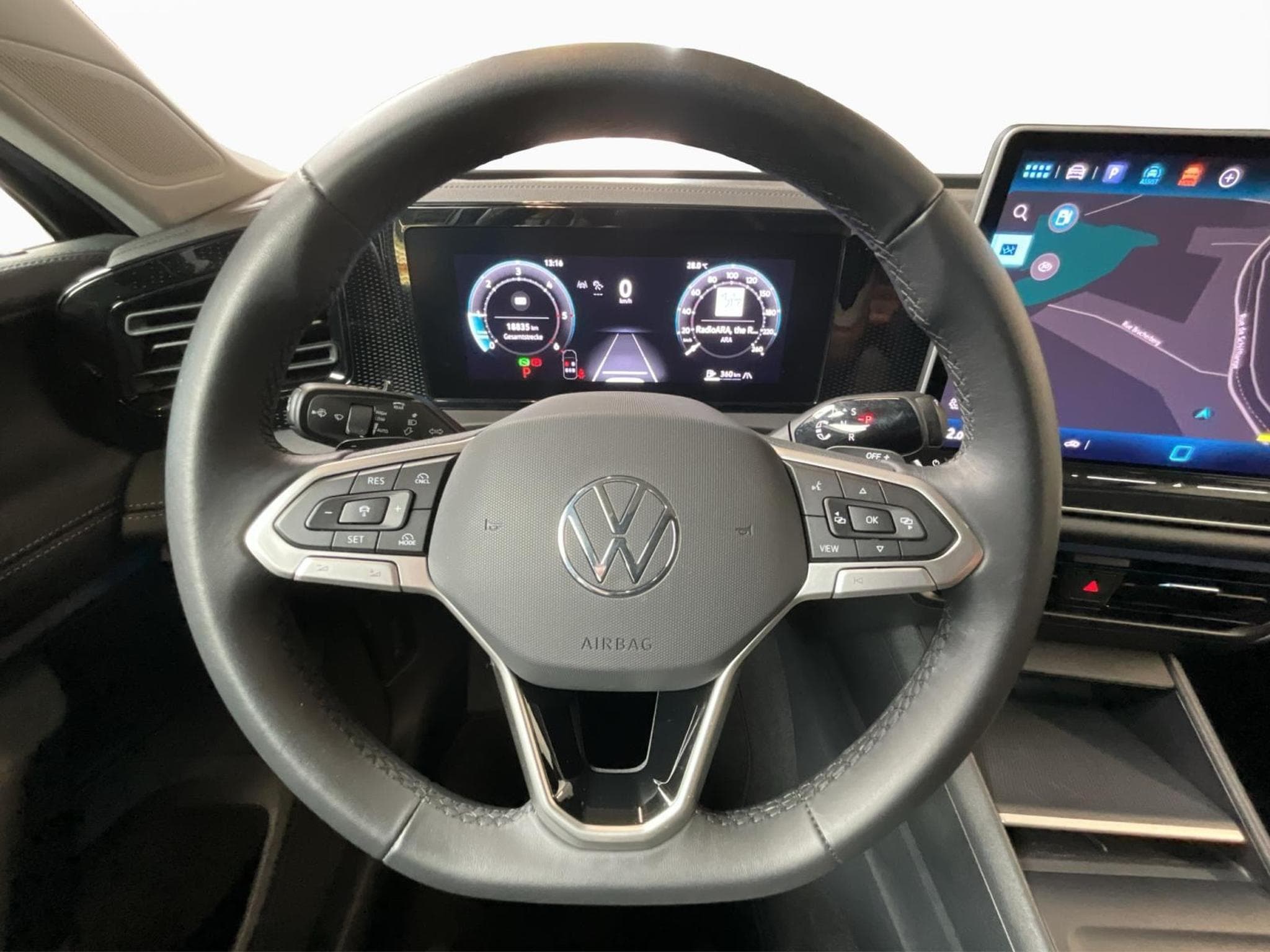 VW Tiguan Life+DSG+P.Info.+AHK+LED+Navi (2025) - Foto 12