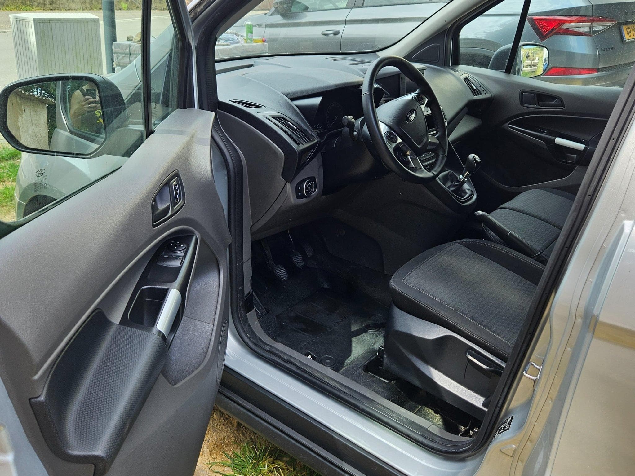 Ford Transit Connect L1 Trend 101 CV (2023) - Photo 3