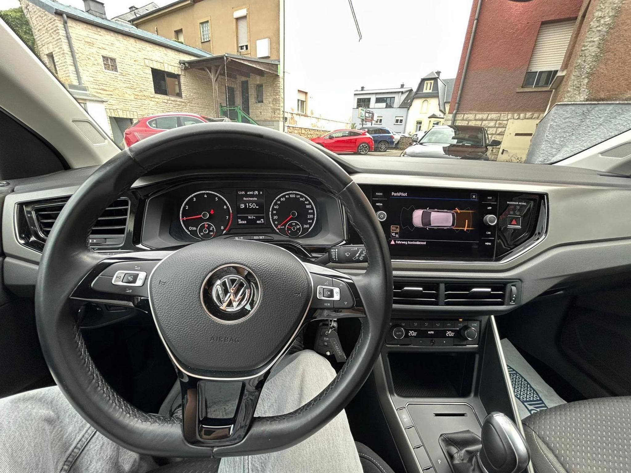 VW Polo 1.0 95CV DSG (2018) - Foto 13