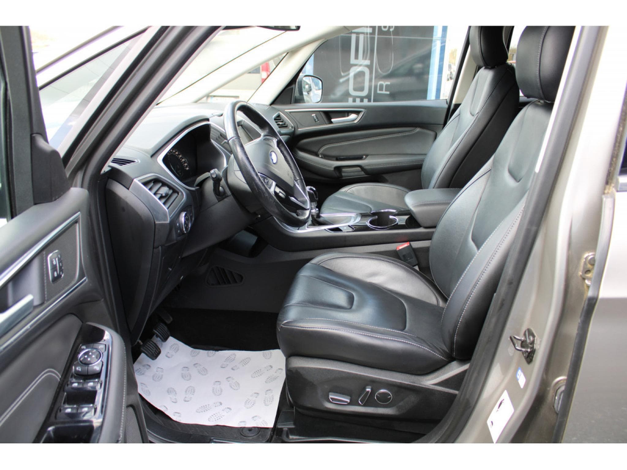 Ford S-Max TITANIUM CUIR LED NAVI (2017) - Photo 9