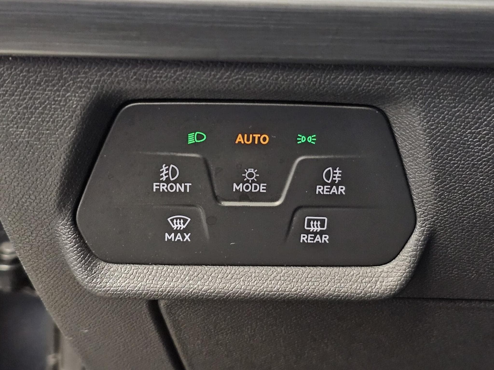 Cupra Formentor VZ 2.0 TSI 310 CH DSG7 (2022) - Photo 13
