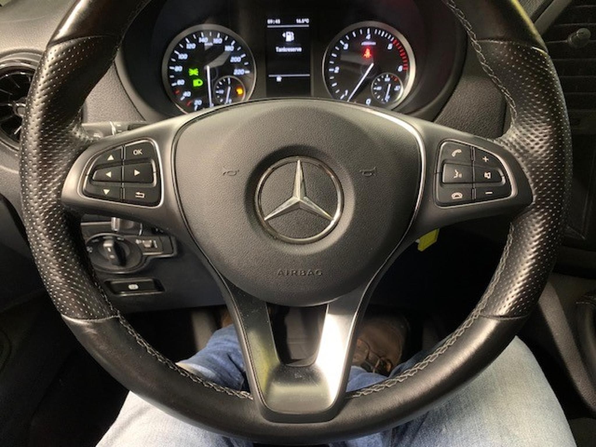 Mercedes Vito 116 CDI LONG (2023) - Foto 9