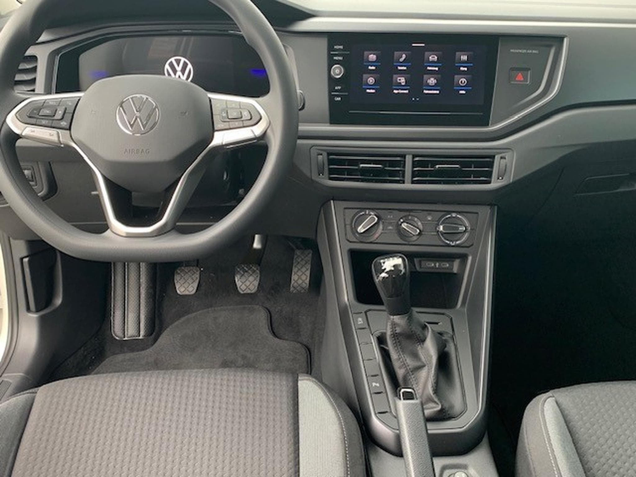 VW Polo 1.0 MPI 80CV 5 VITESSES (2026) - Photo 3