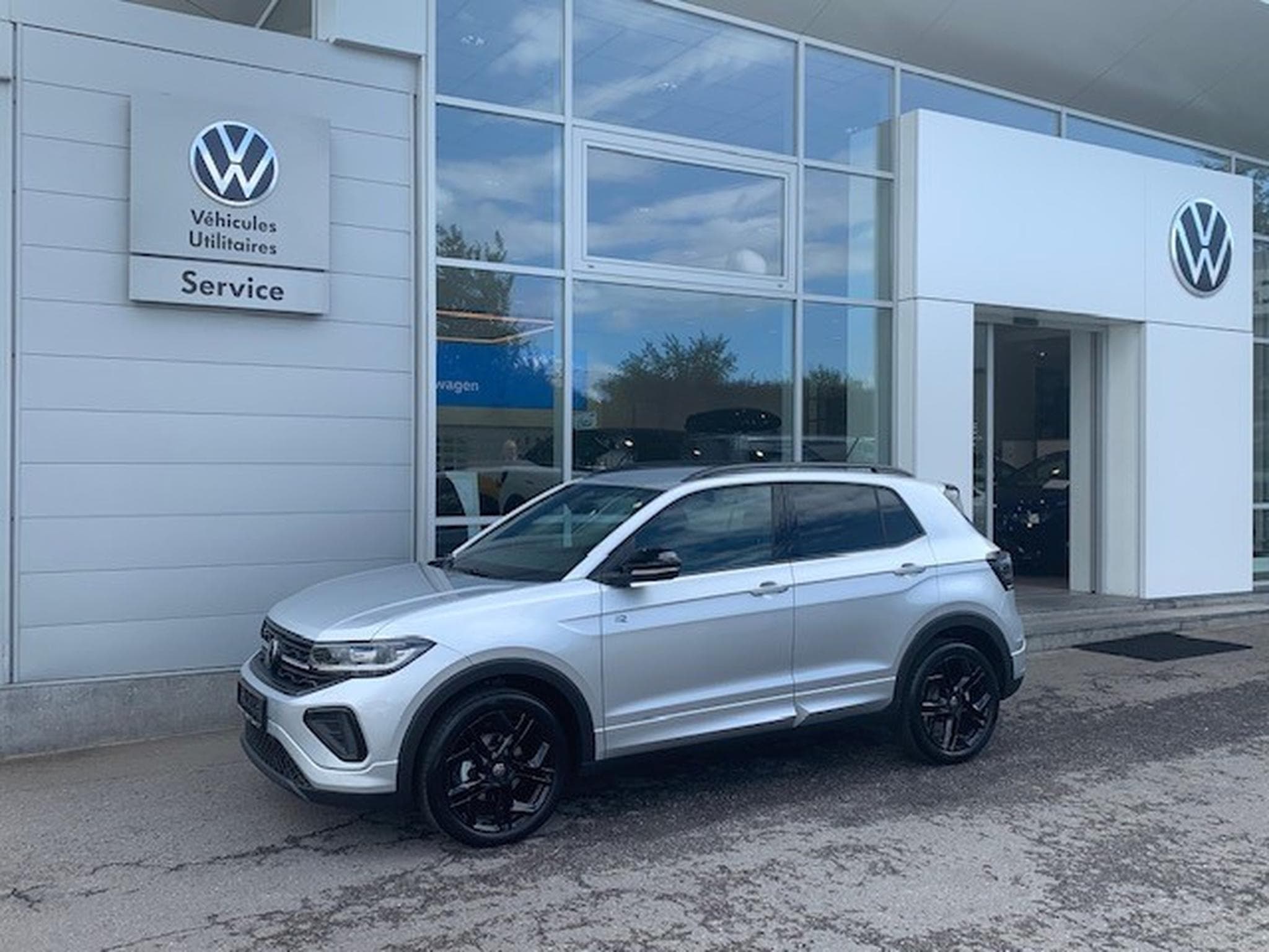VW T-Cross R-LINE BLACK STYLE 1.5TSI 150CV DSG7 (2026) - Photo 1